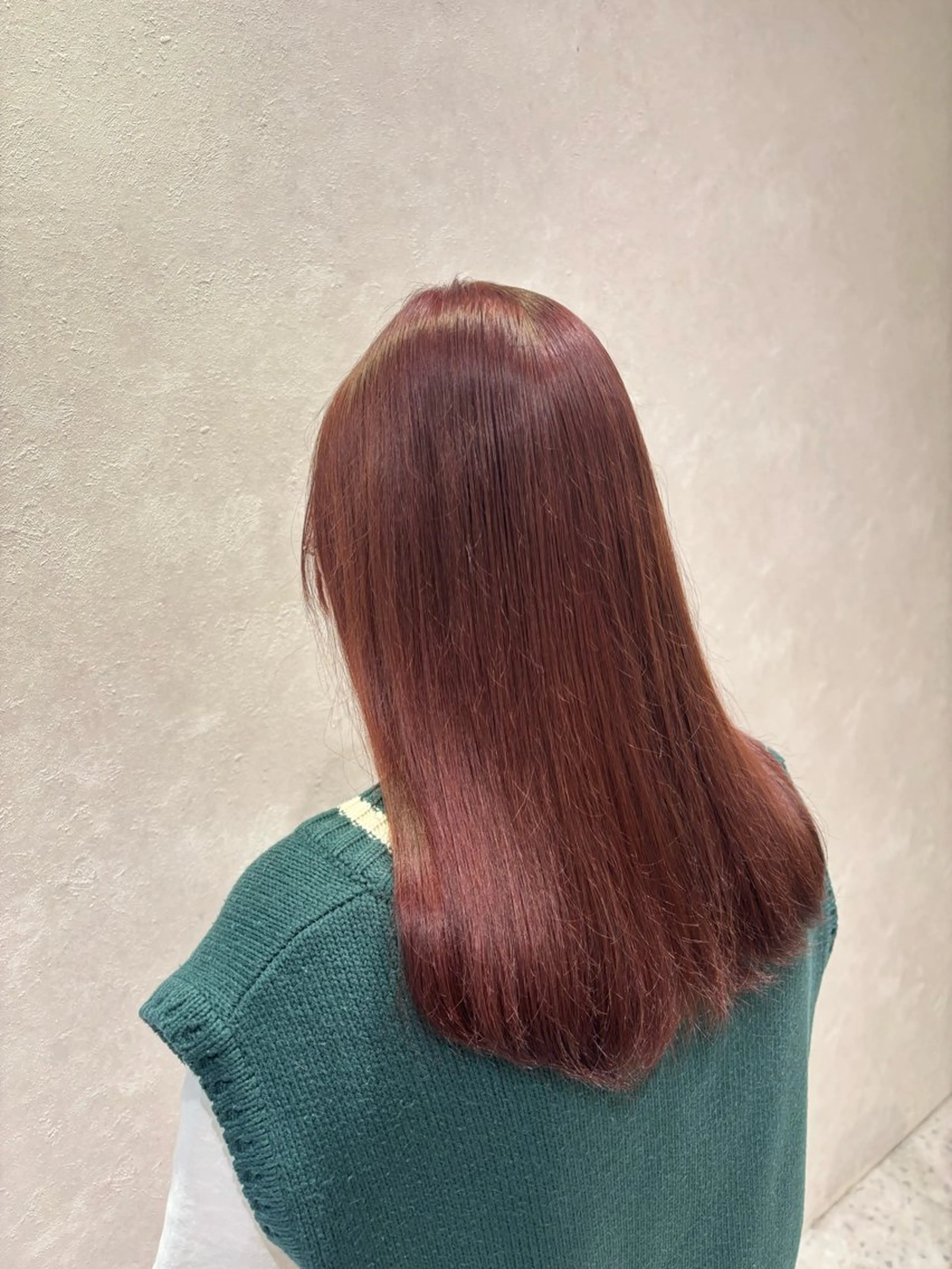 セミロング カラー ヘアカラー トリートメント 透明感カラー/ 縮毛矯正/山田梨央のヘアスタイル