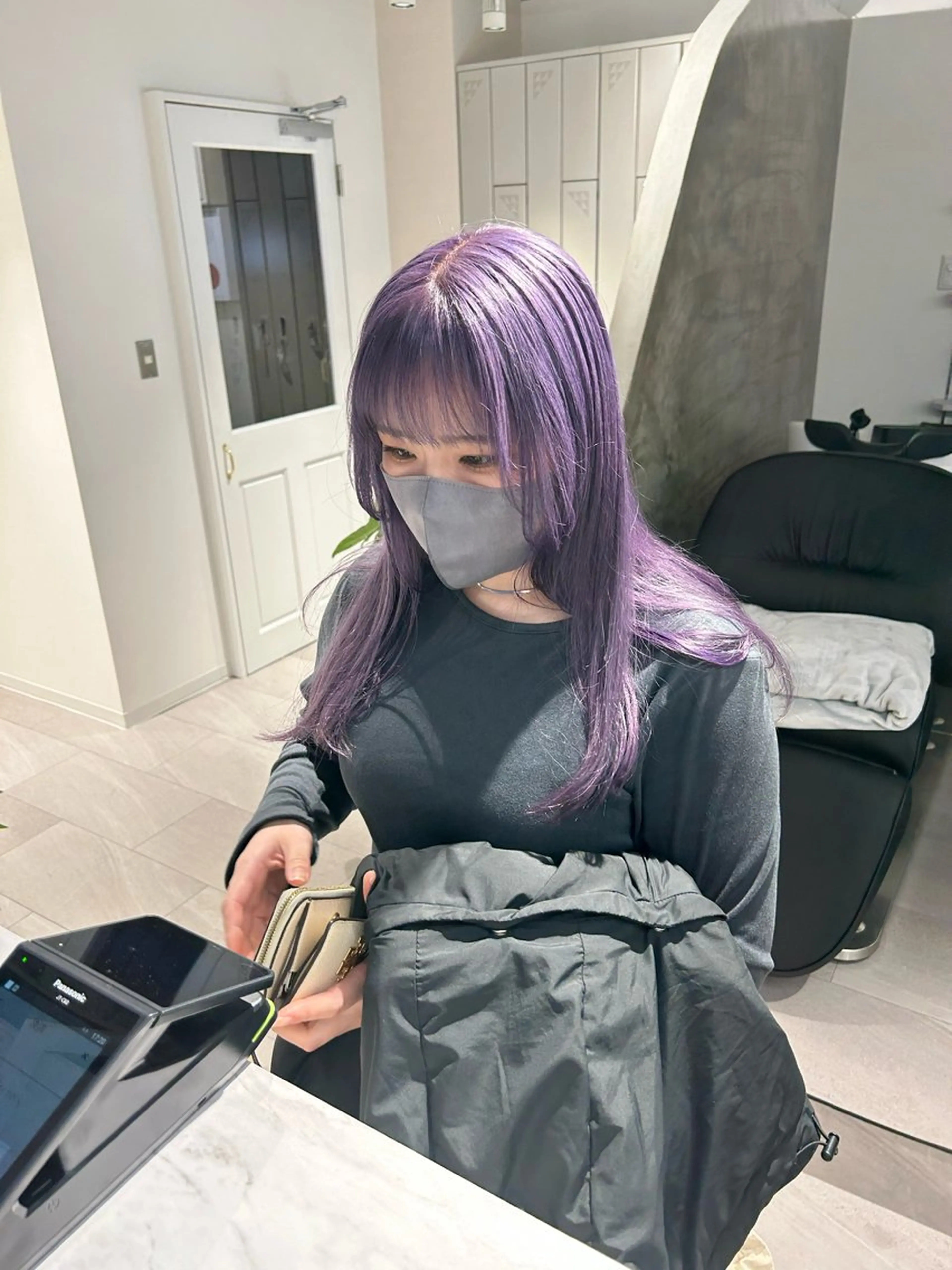 ミディアム カット ヘアカラー SAEKI【ior 】北千住店ブリーチのヘアスタイル