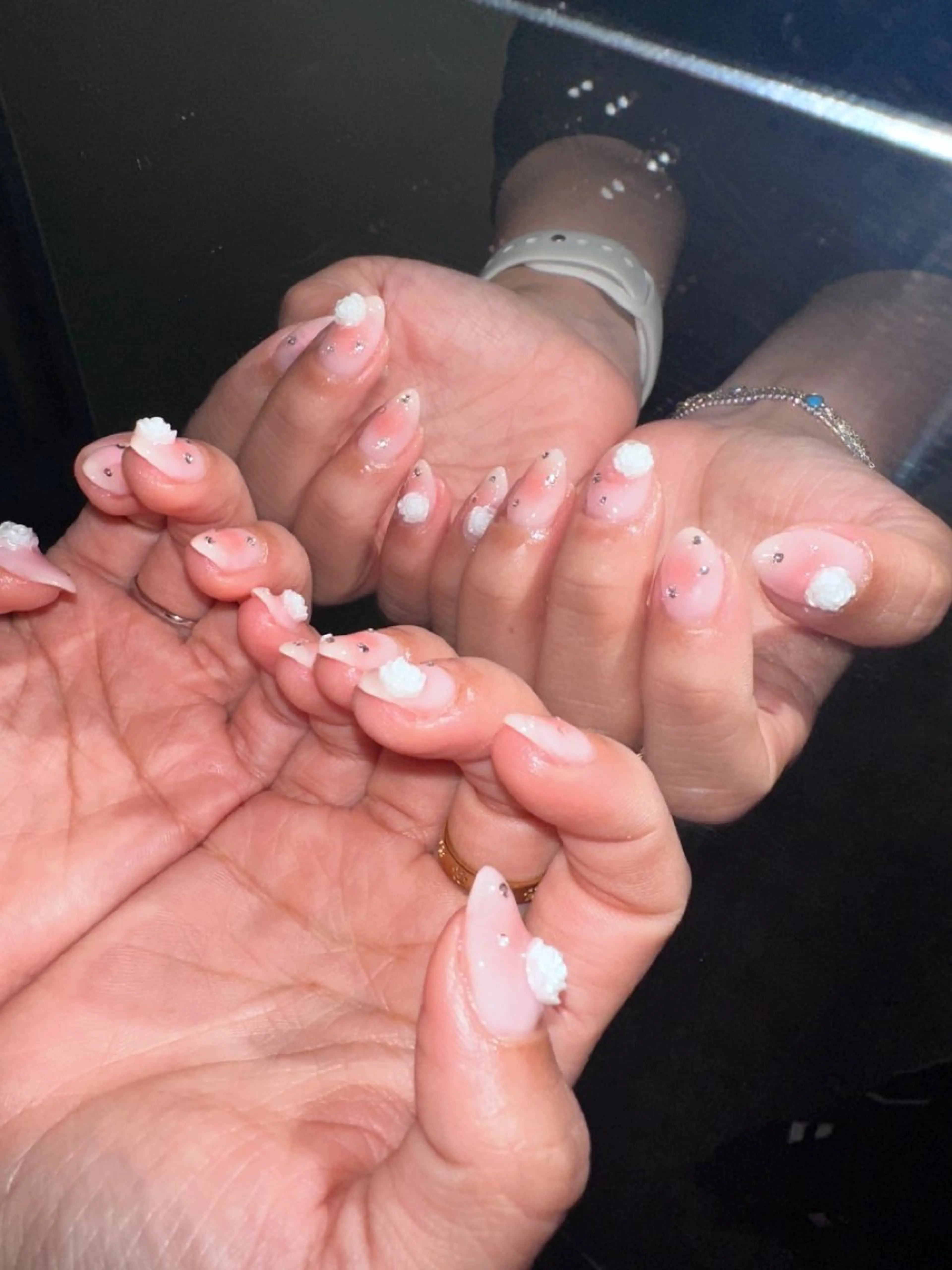 ネイル 持ち込み ♱˖⁺ 𝒎𝒐𝒑𝒊 ⁺のネイルデザイン