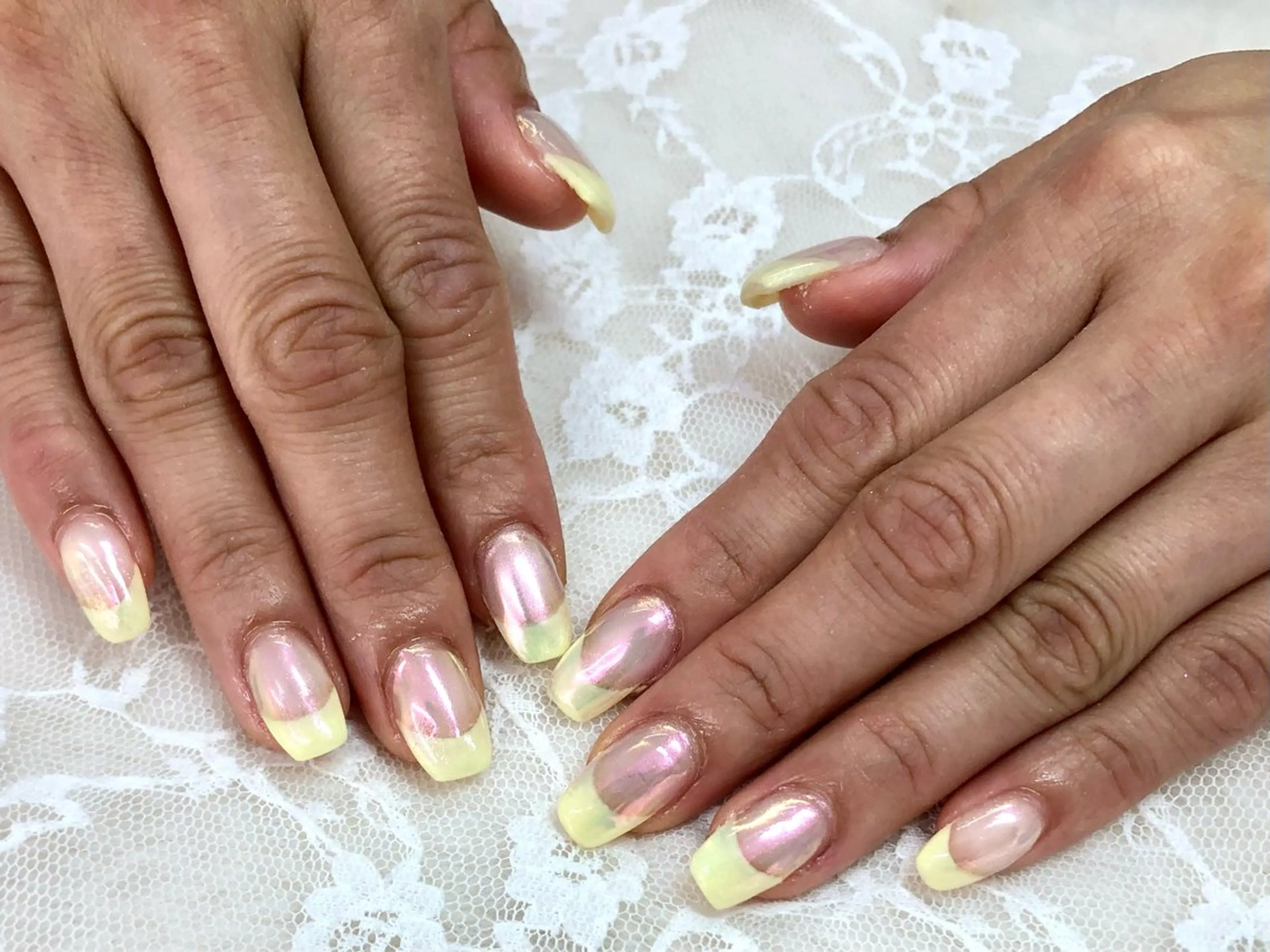 ネイル フレンチネイル ミラーネイル ハンドネイル ハンドケア 心斎橋Salon Epokkuのネイルデザイン