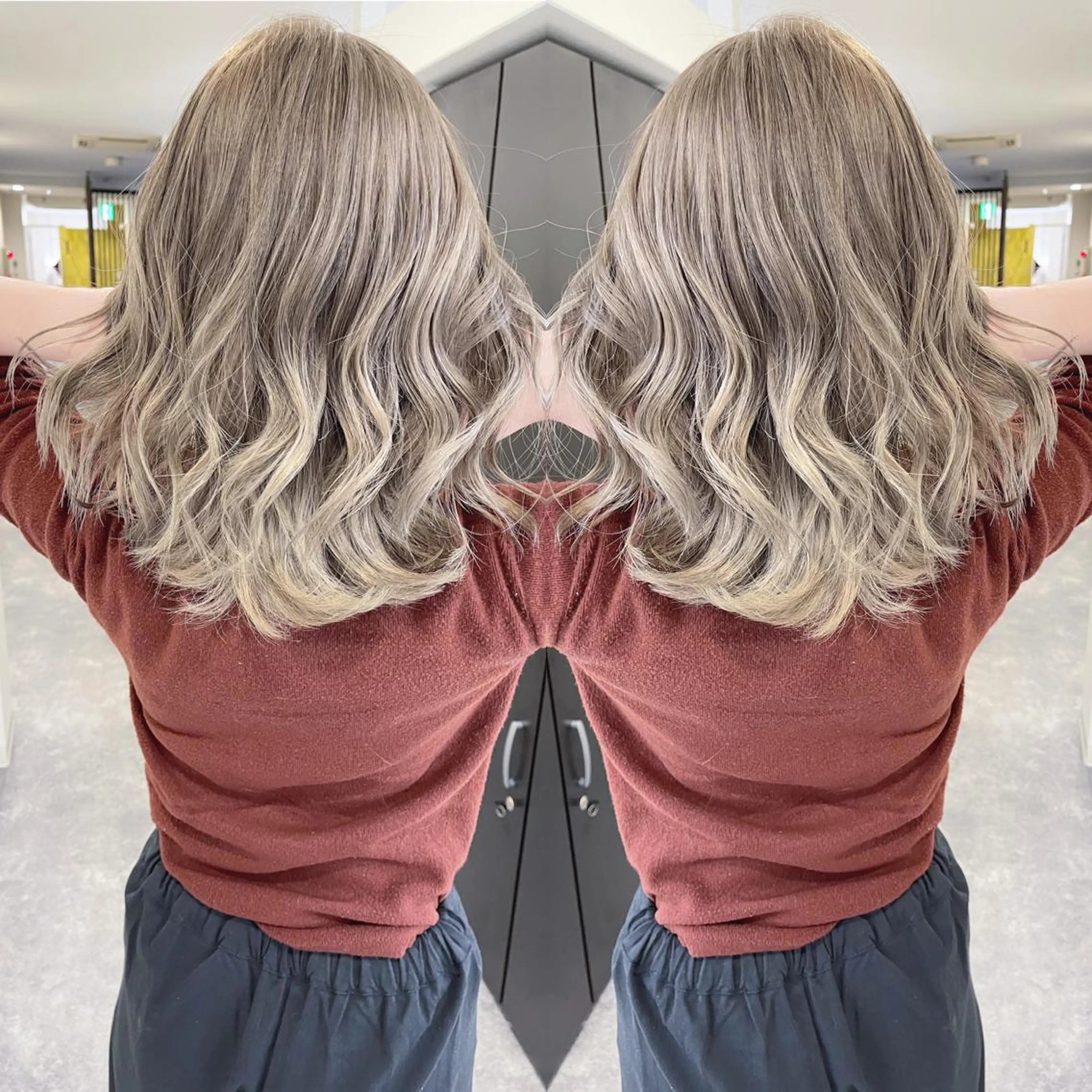 セミロング H所属・H (エイチ) 烏丸御池店のヘアスタイル