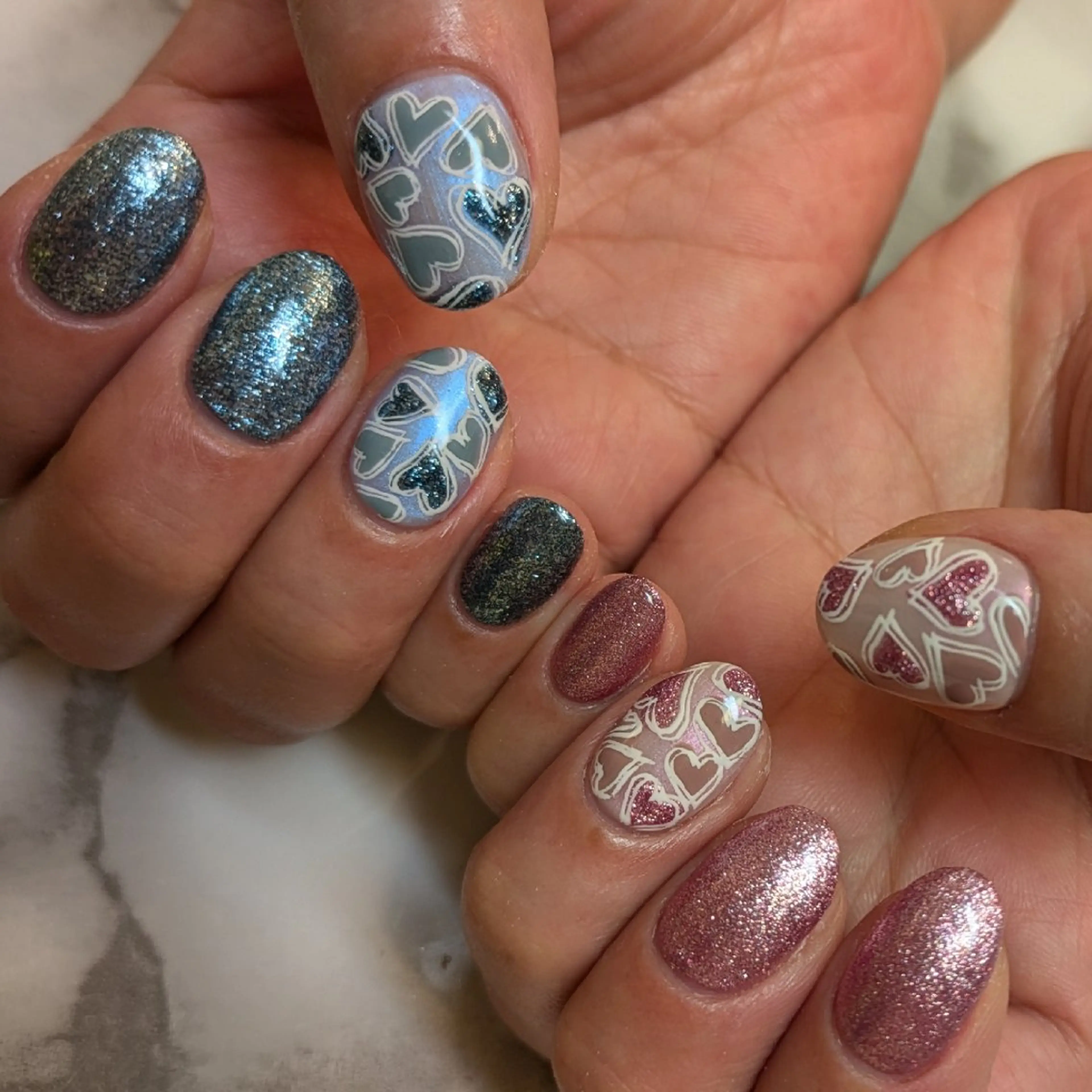 ネイル ハート ジェヌインネイル 河内のネイルデザイン