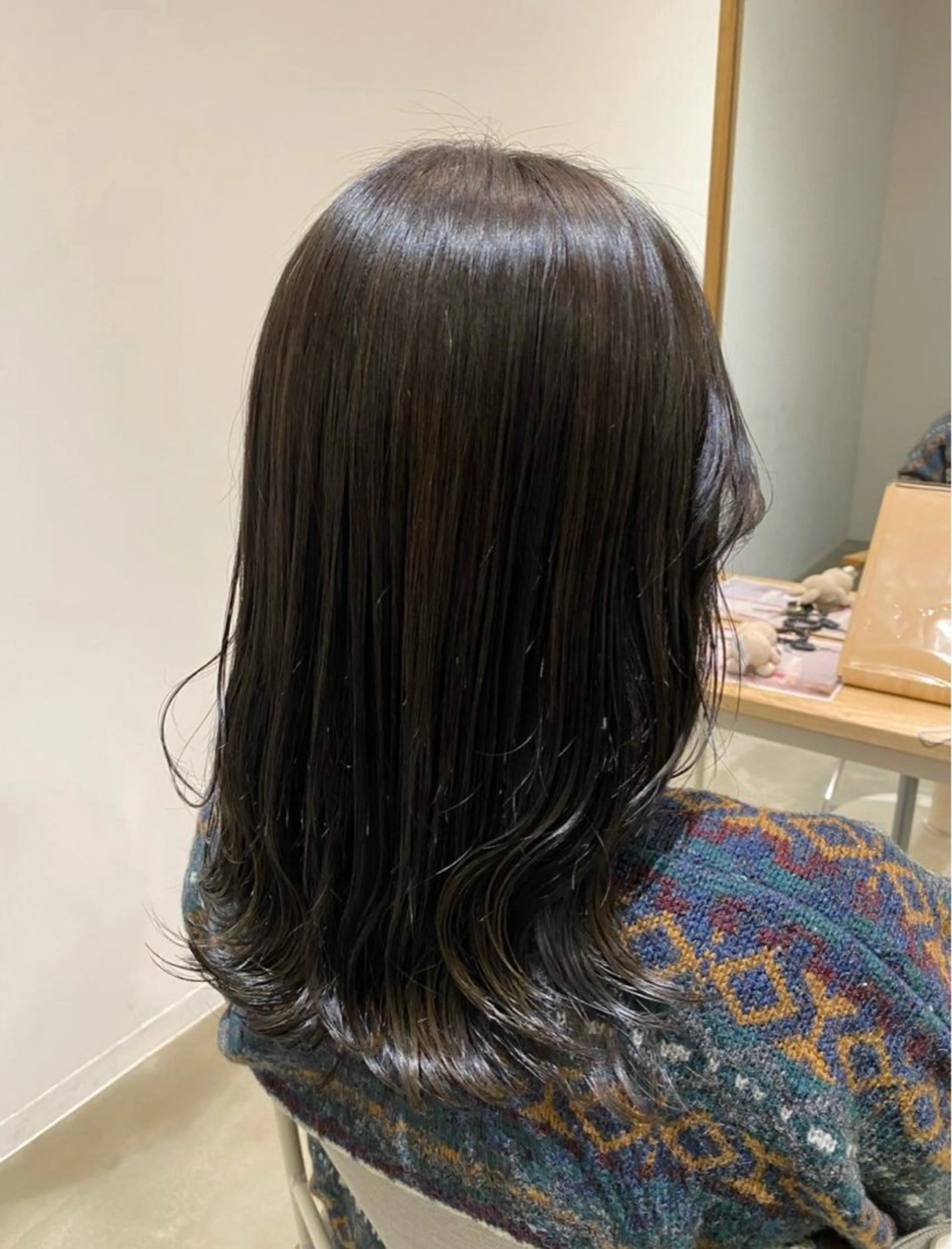 [赤味zero😳]                                       カット＋赤味除去艶カラの写真