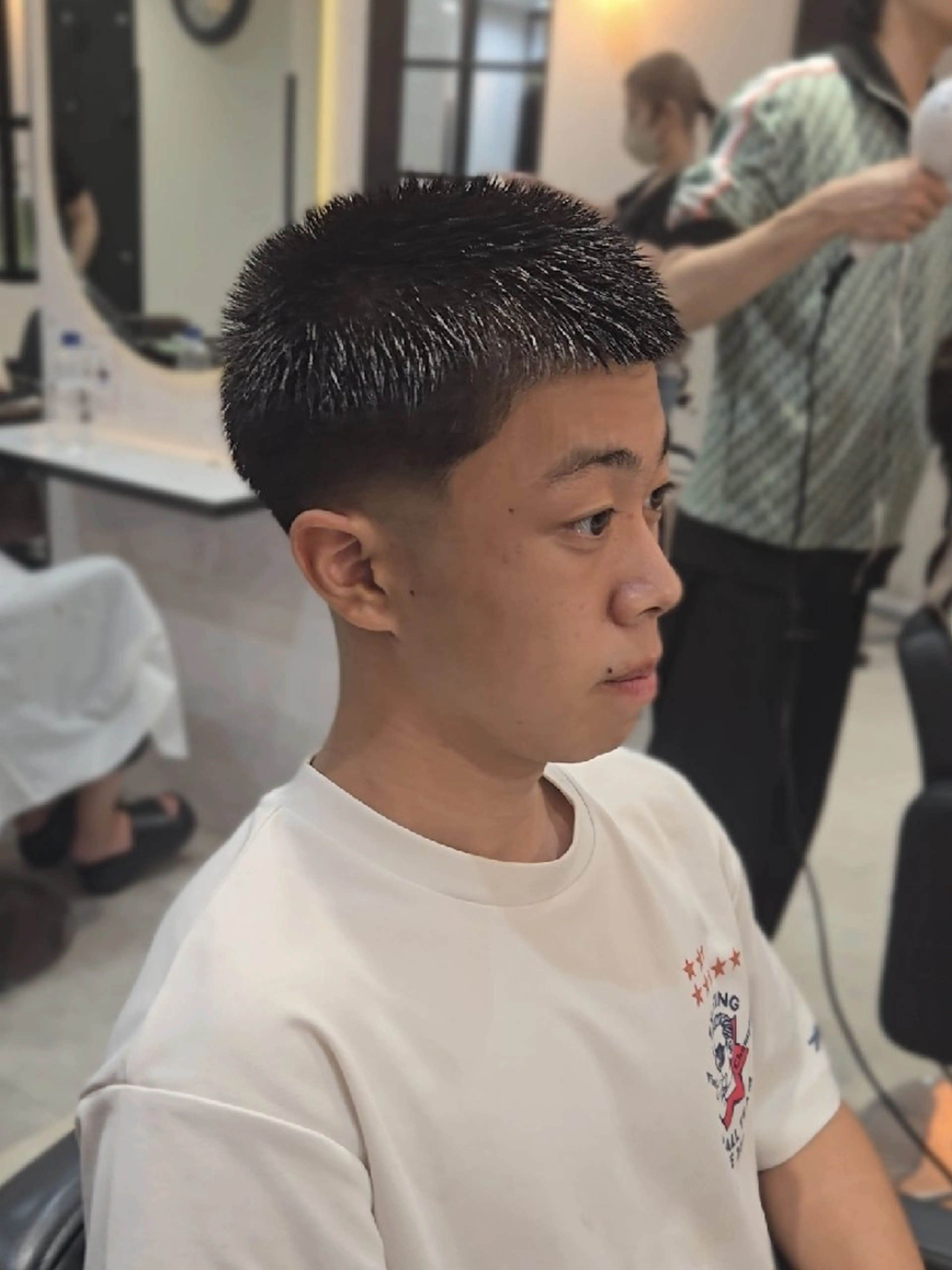 メンズ ショート フェードカット バズカット カット ヘアセット Lapis 名古屋駅前店所属・LEN名古屋/パーマ 海外ヘア/メンズ特化のヘアスタイル