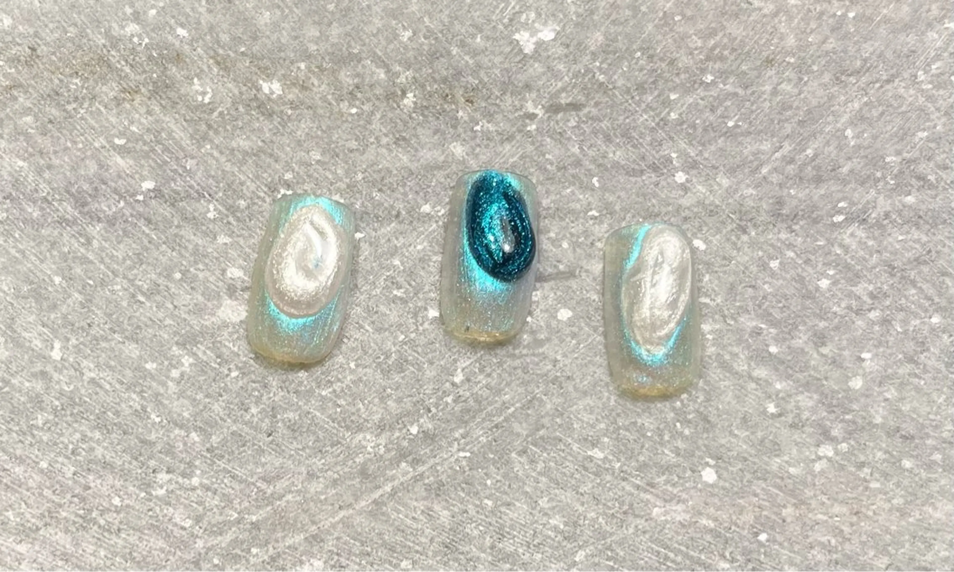 ネイル 氷ネイル・うるうるネイル ハンドネイル フットネイル 🍐 ひろみのネイルデザイン