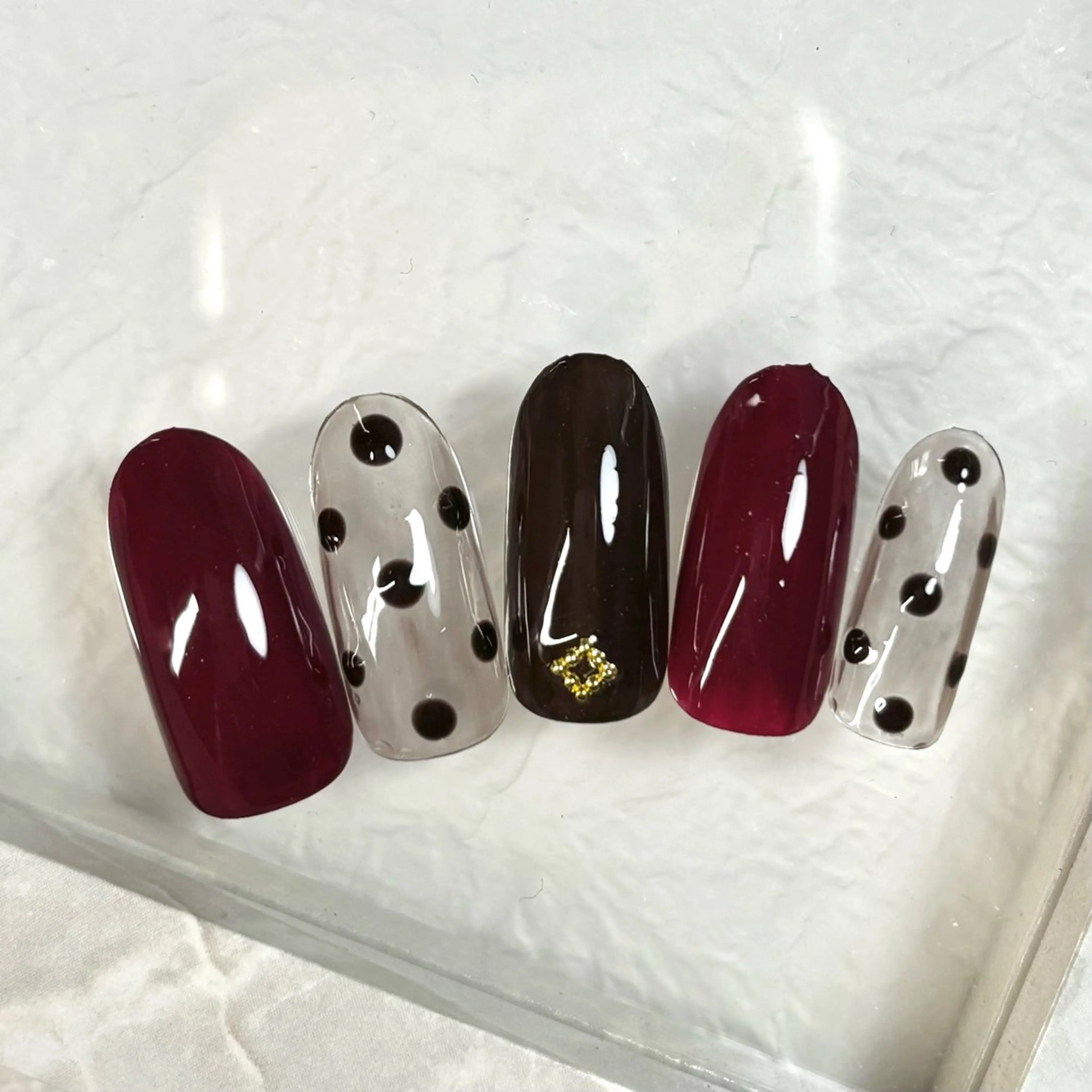 ネイル シンプルネイル ラヴィアンローズ所属・S. kurumiのネイルデザイン