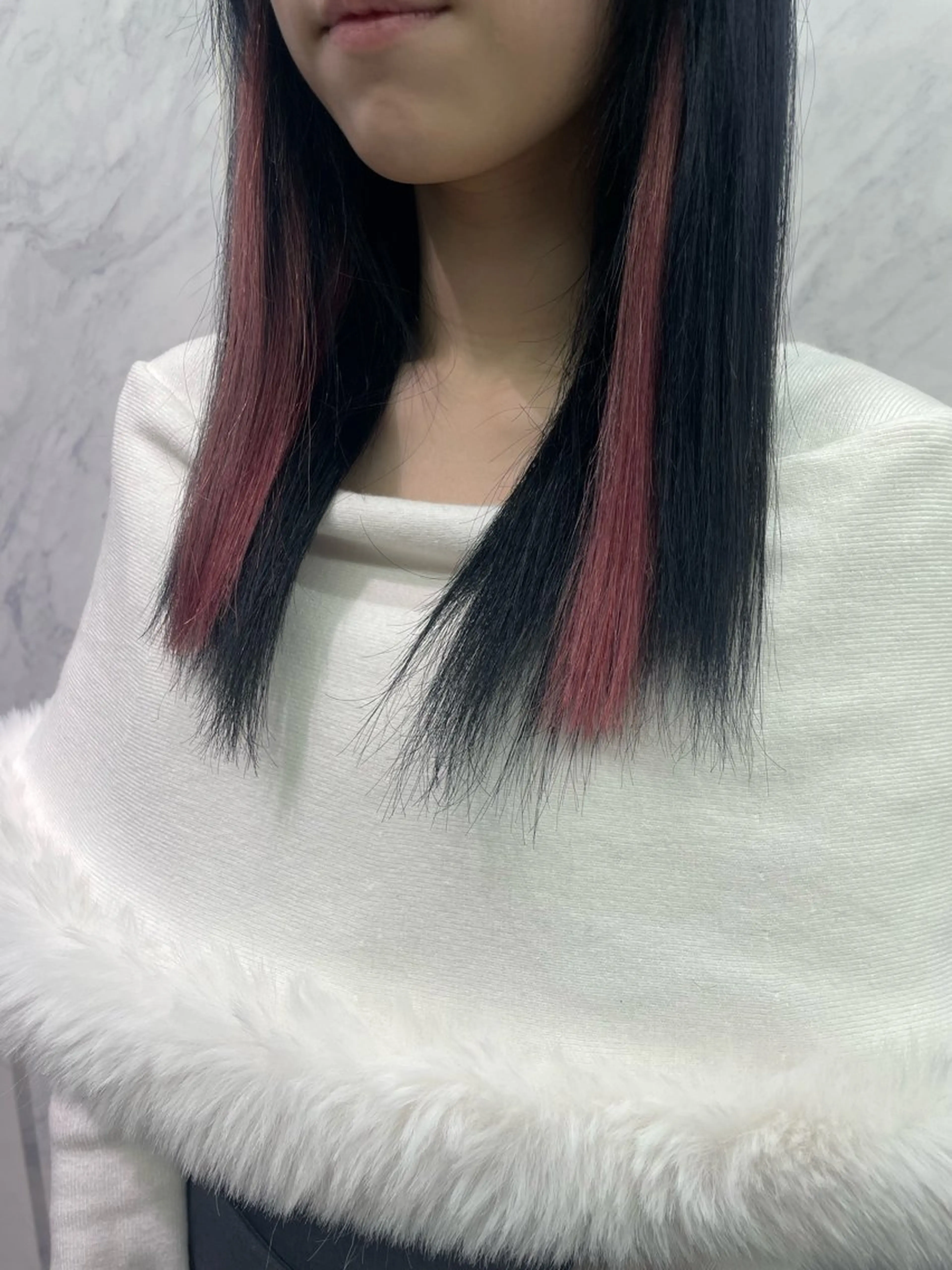 セミロング エクステ ハイトーンカラーエク ステ🌺RENA🌺のヘアスタイル