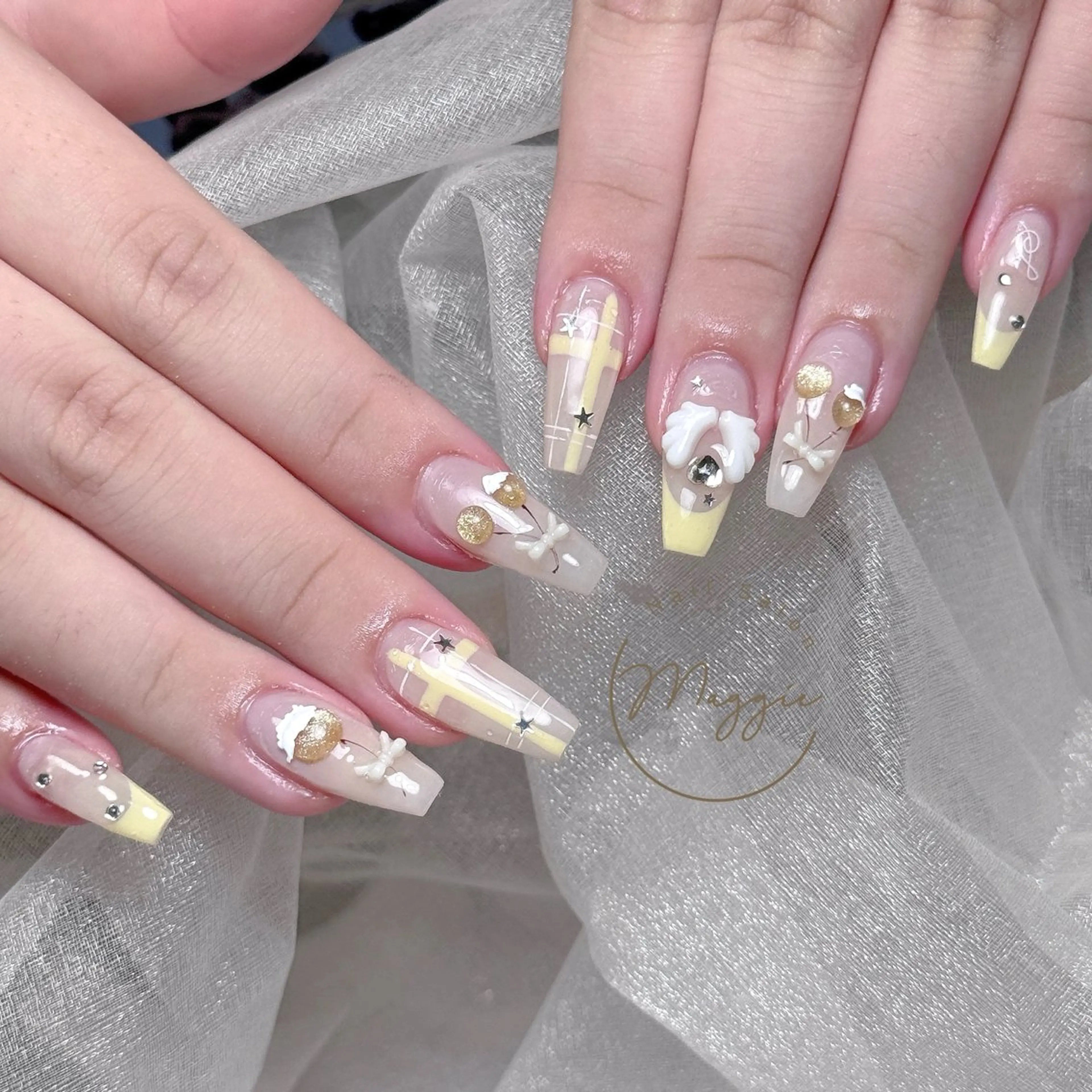 ネイル Maggie Nail🦩のネイルデザイン