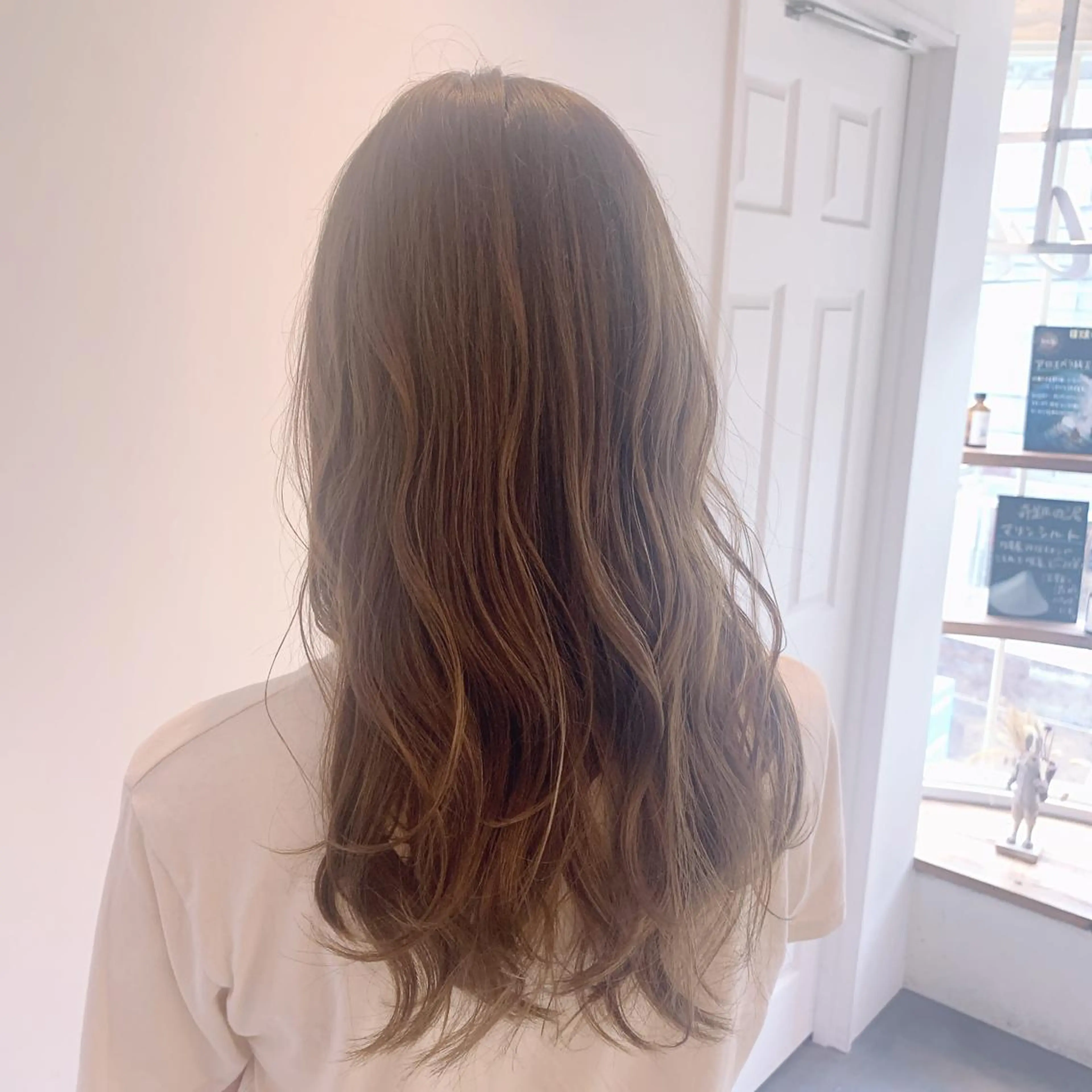 ロング カラー ヘアアレンジ ベージュカラー ブラウンカラー ブラウンベージュ JYUNESU表参道所属・似合わせhair🔸 アサダ　タカコ🔸のヘアスタイル