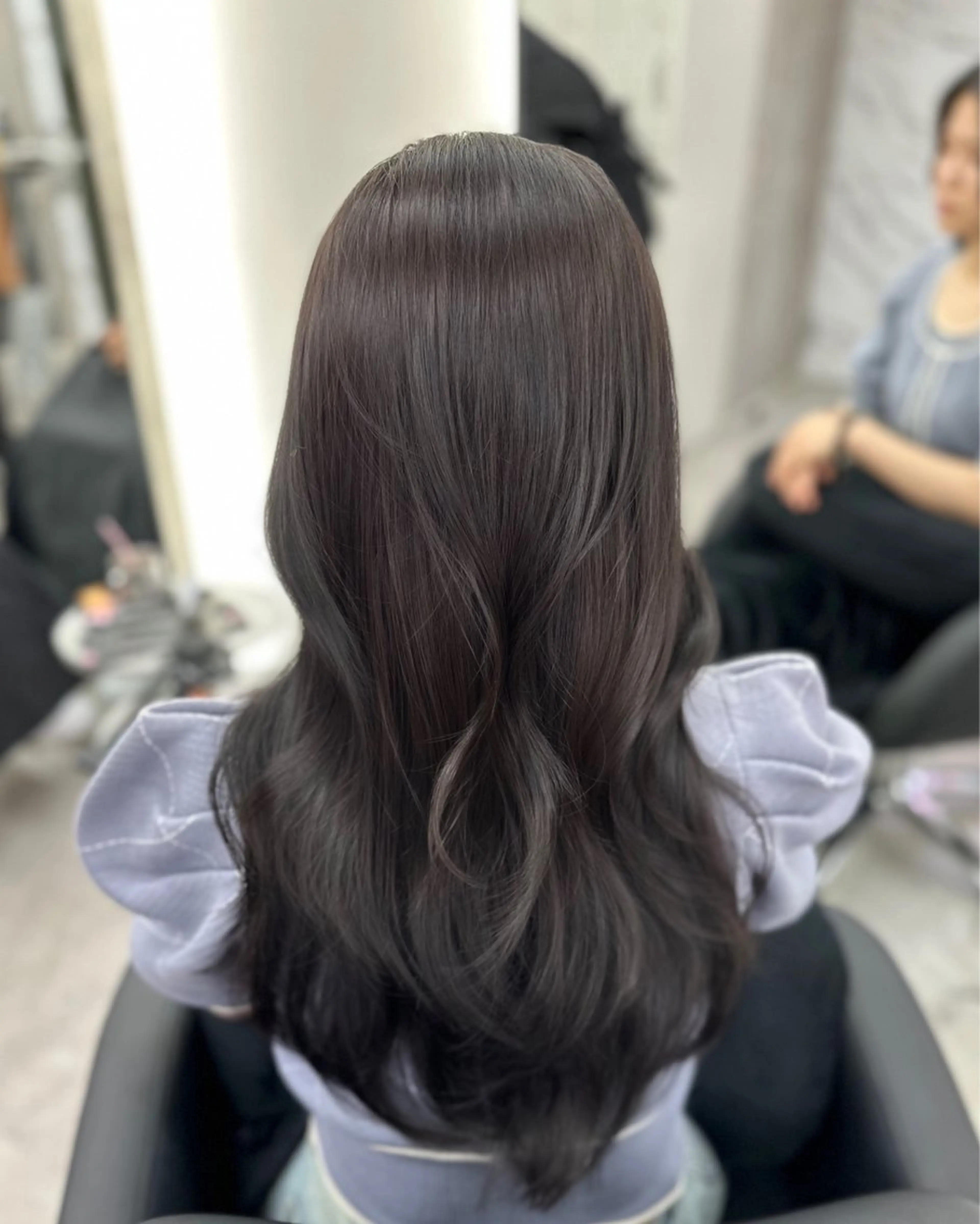 ロング 顔まわりレイヤー 顔周りカット 韓国風ヘア レイヤーカット ヘアカラー トリートメント なんば/透明感カラー 韓国ヘア/田之上千尋のヘアスタイル