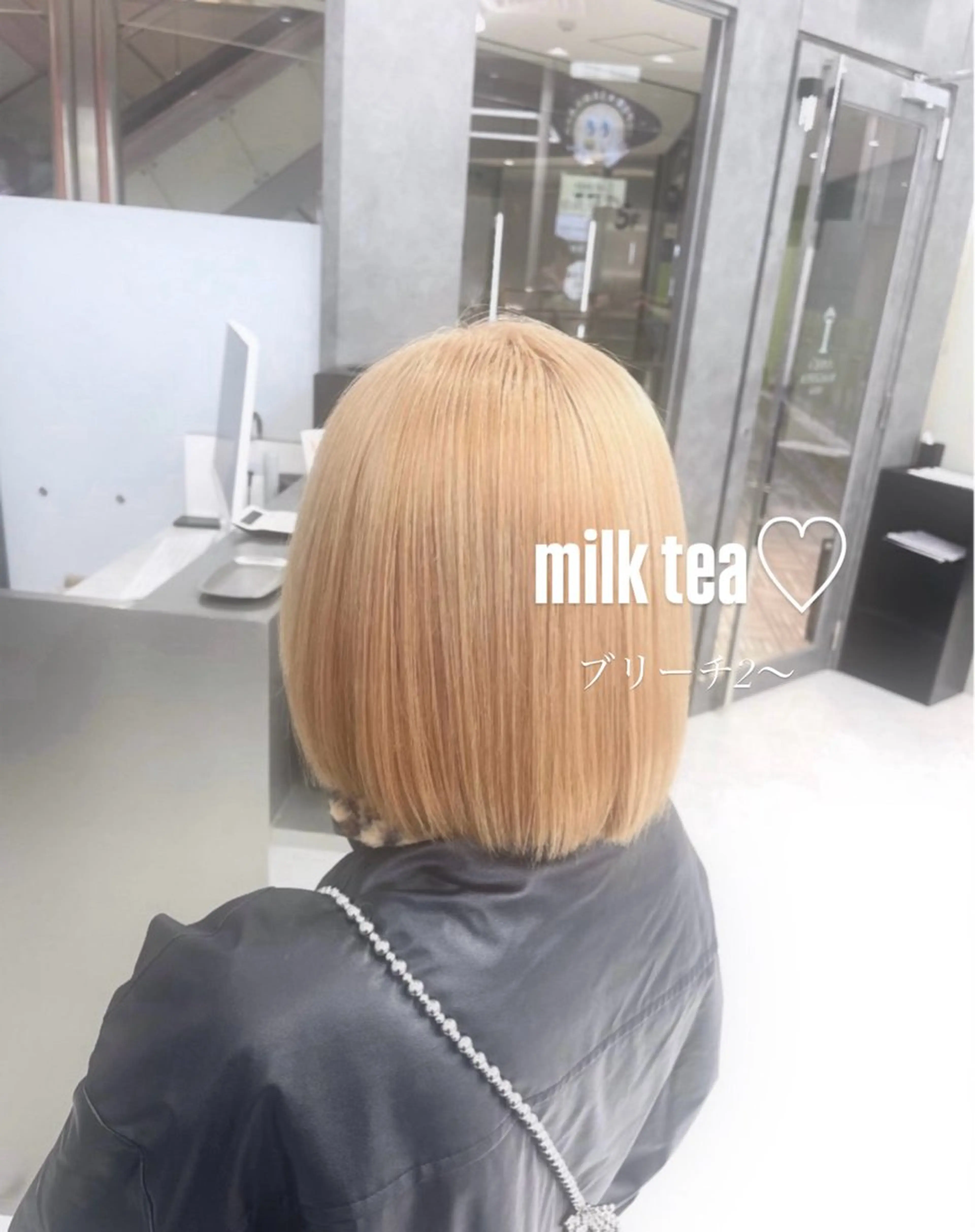 ミディアム ミルクティー/透明感 カラー🎀YURIAのヘアスタイル