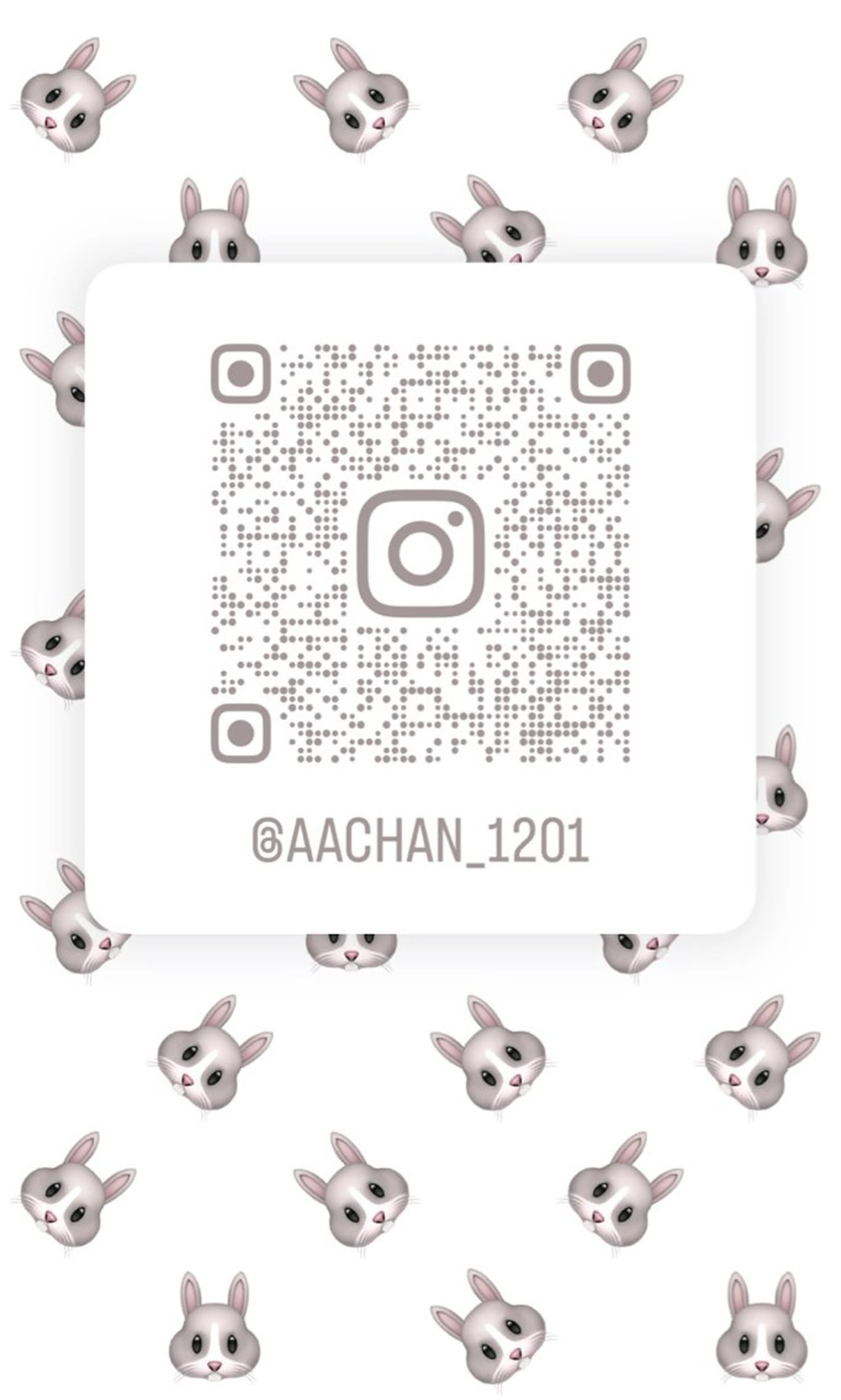 CINQ LUXE名駅店所属・CINQLUXE 平野のマツエク・マツパデザイン