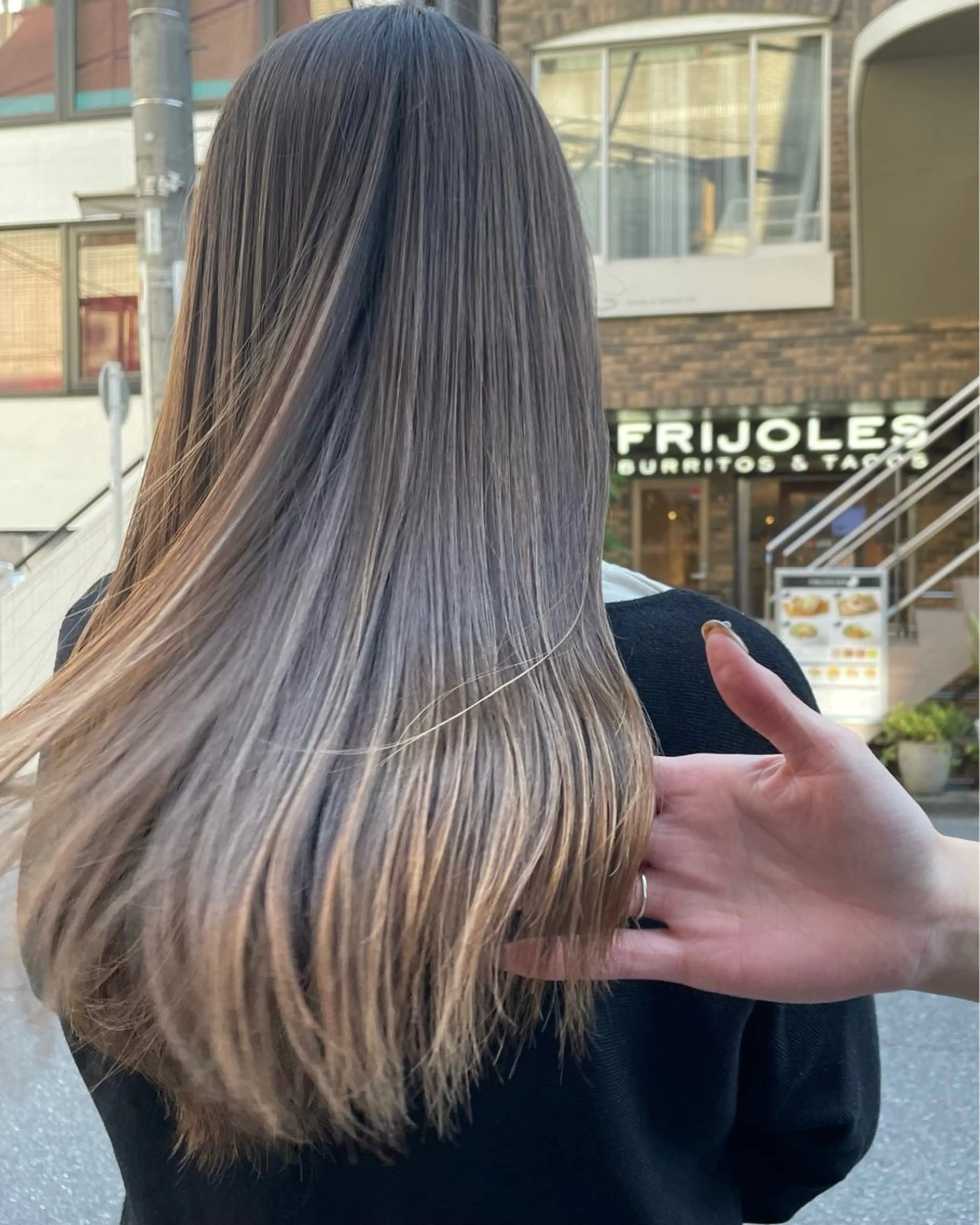 お出掛け前にサクッと美しく！1ステップAujuaトリートメント＋プロのコテ巻きの写真