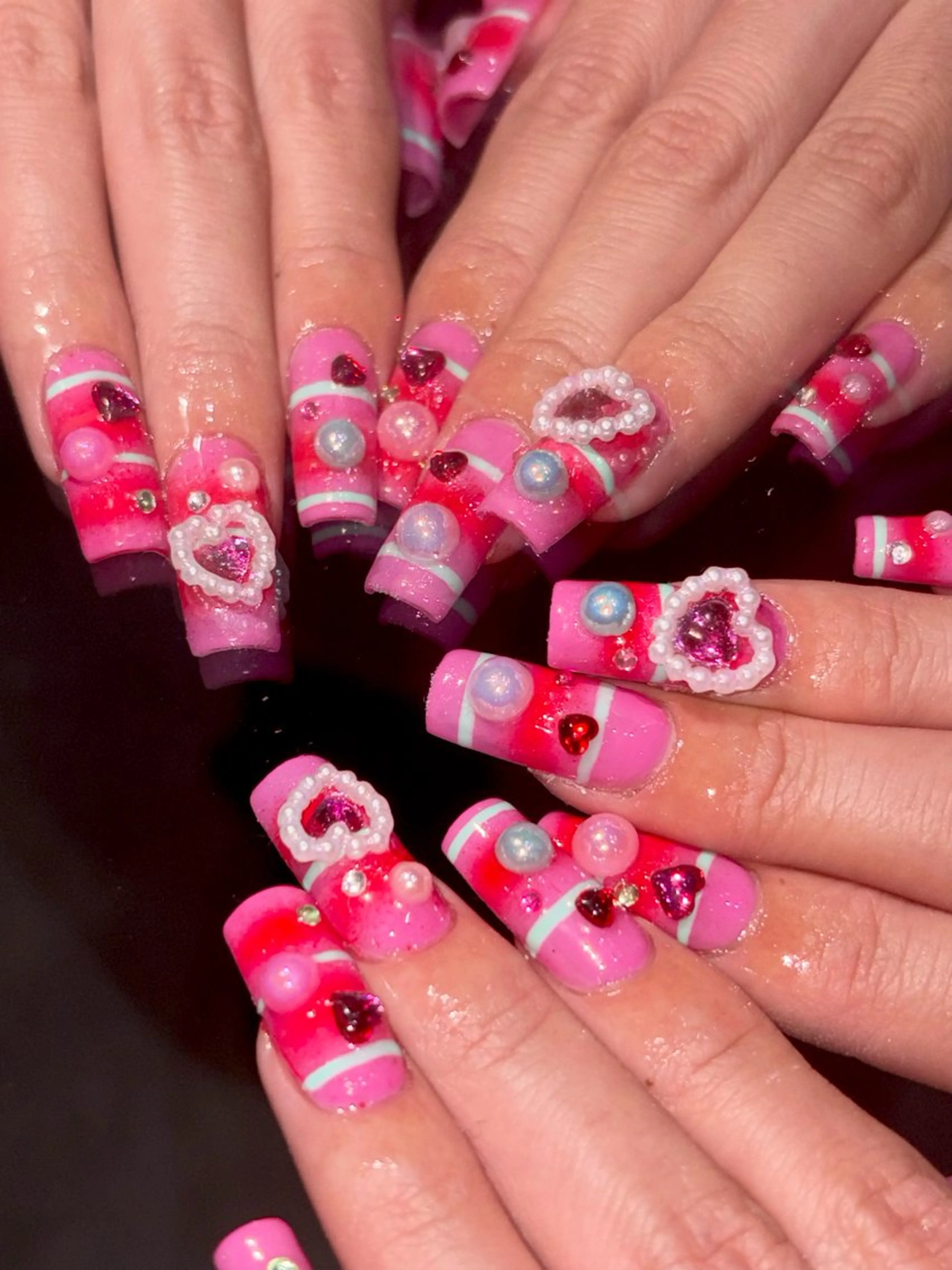 ネイル ボーダー キラキラネイル ハンドネイル PINS16✴︎ 原宿ネイリストumiのネイルデザイン