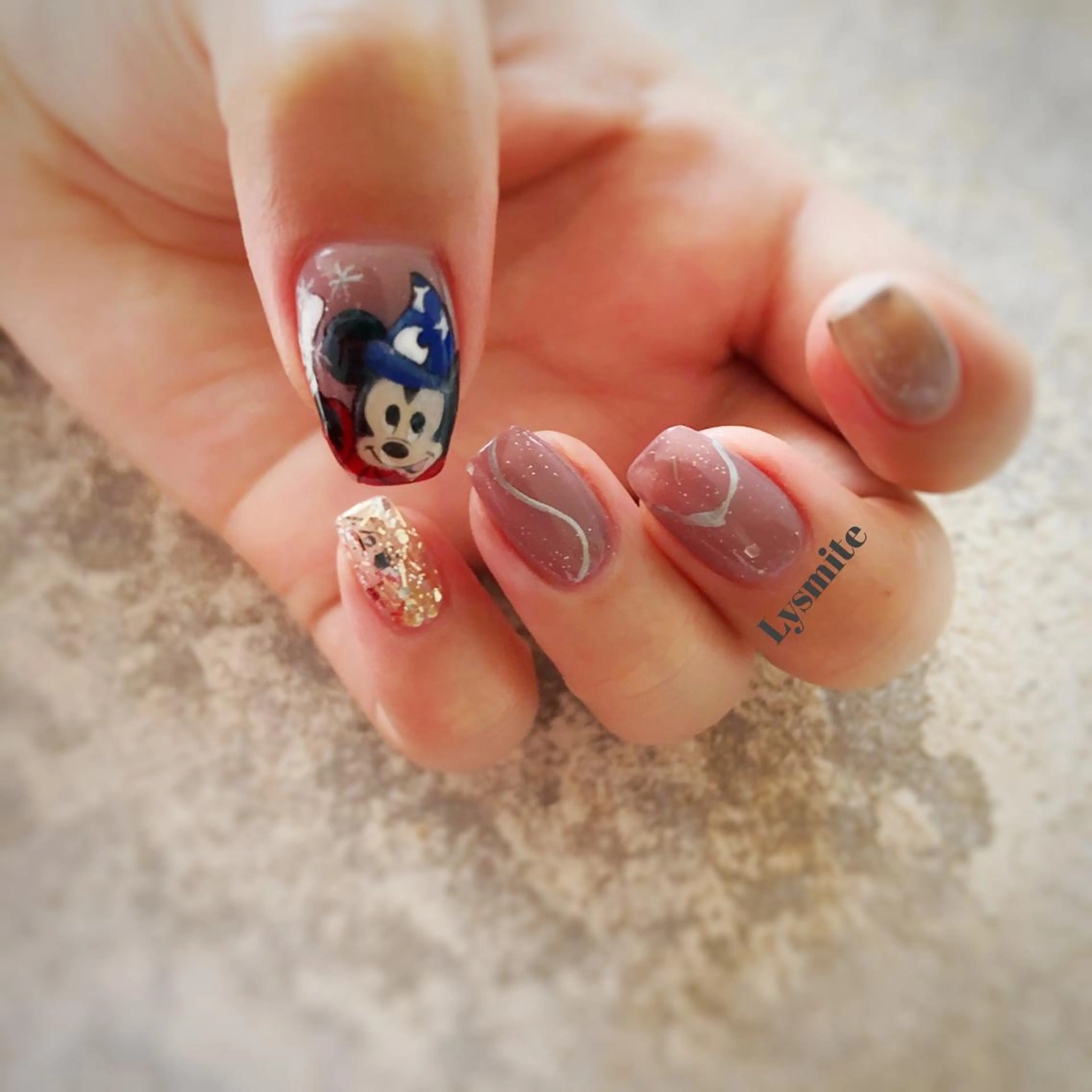 ネイル Lysmite所属・岩本 美香のネイルデザイン