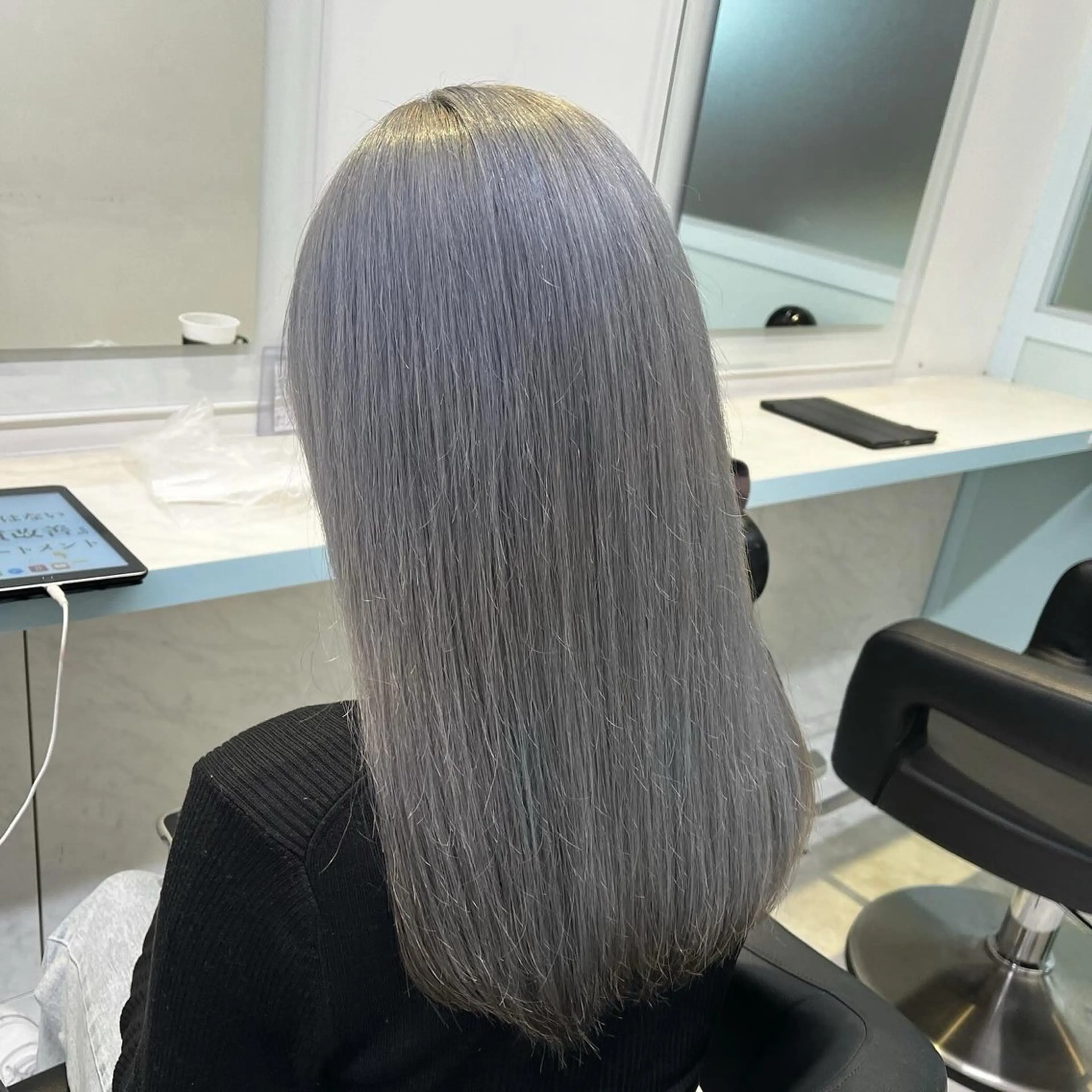 セミロング カラー ヘアカラー トリートメント ブリーチカラー 🩵MIZUKIのヘアスタイル