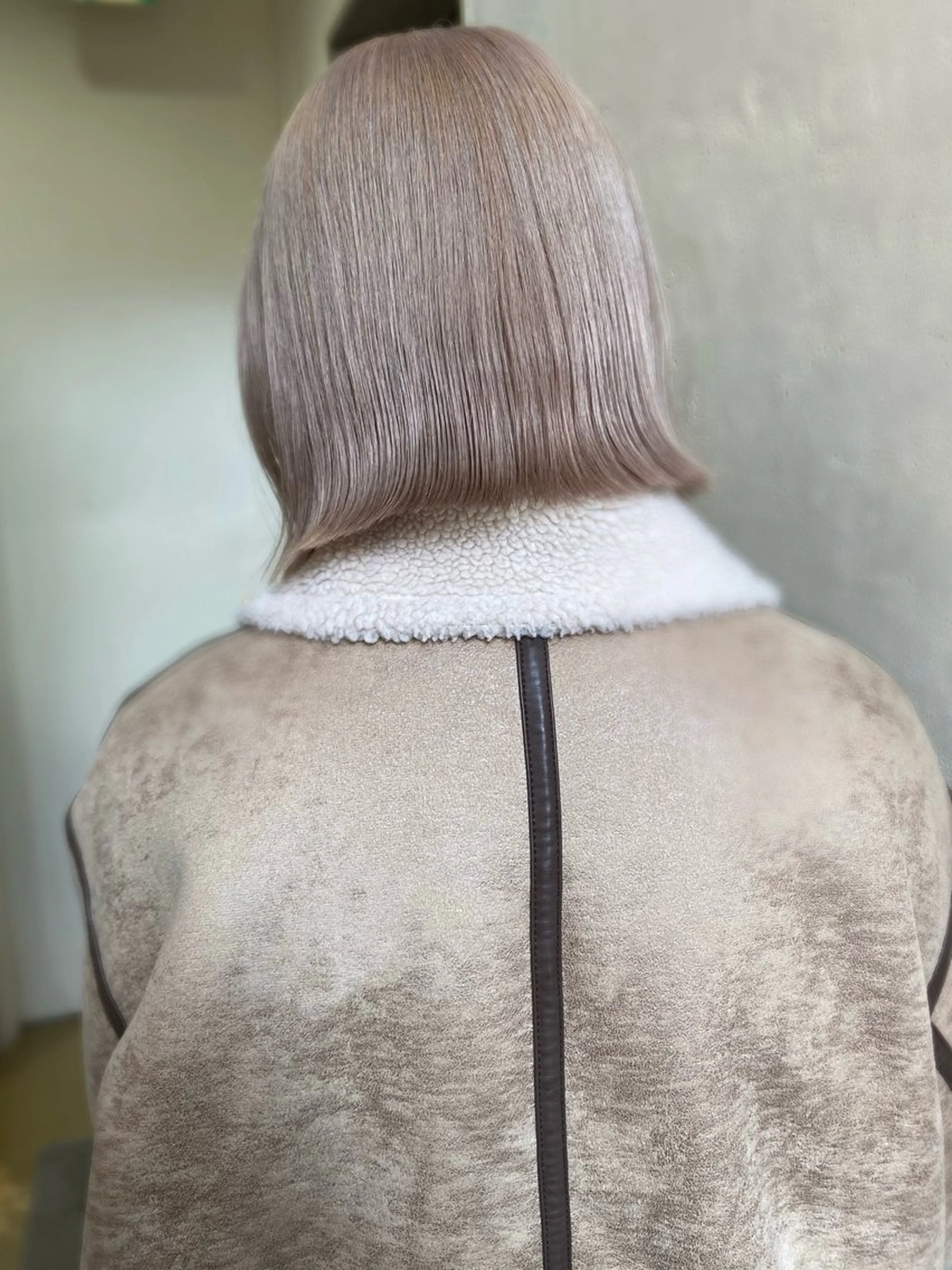 ショート カラー カット ヘアカラー トリートメント ハイトーンカラー 🩷NANAのヘアスタイル