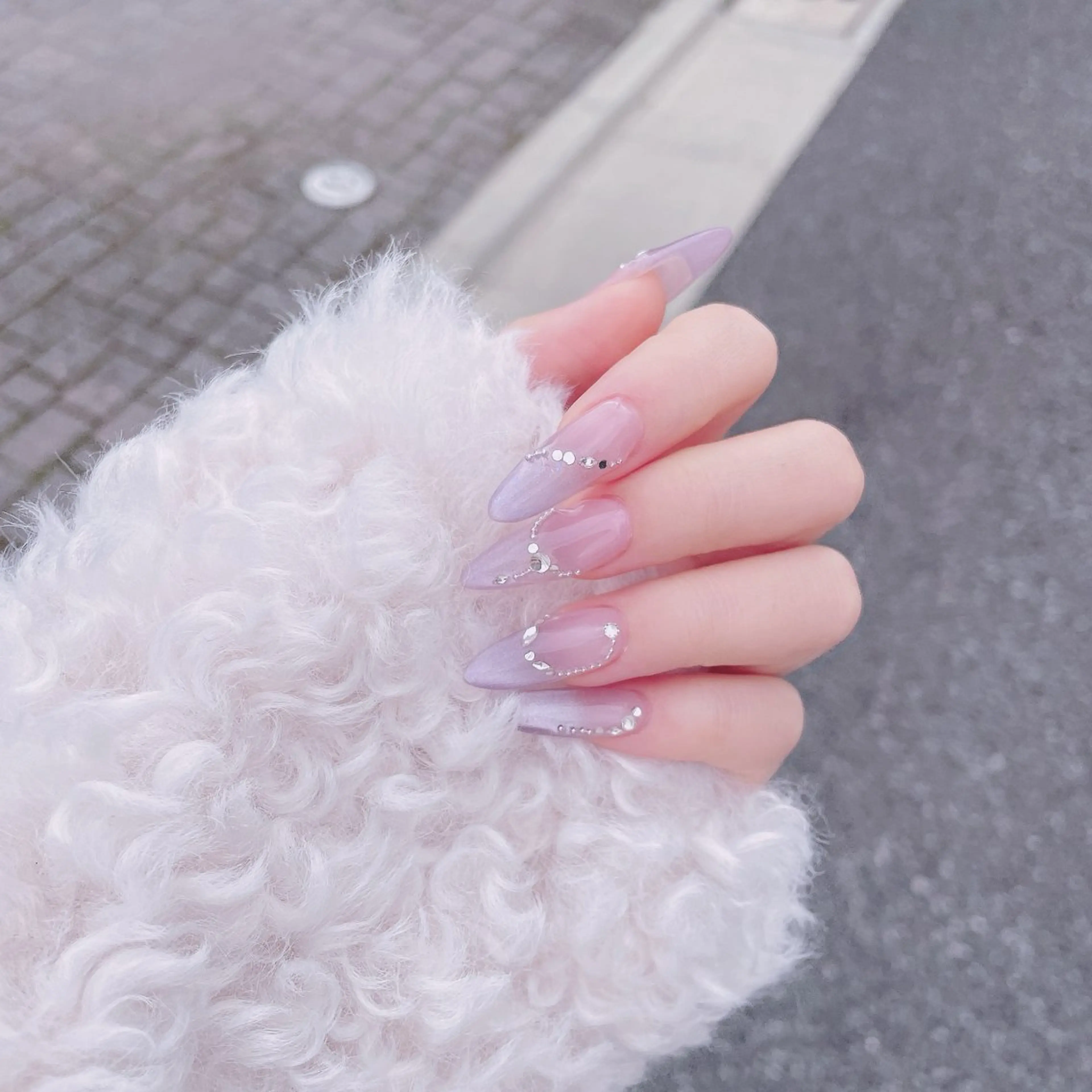 ネイル 持ち込み スウィーティ ネイル スタジオ所属・泉 ココのネイルデザイン