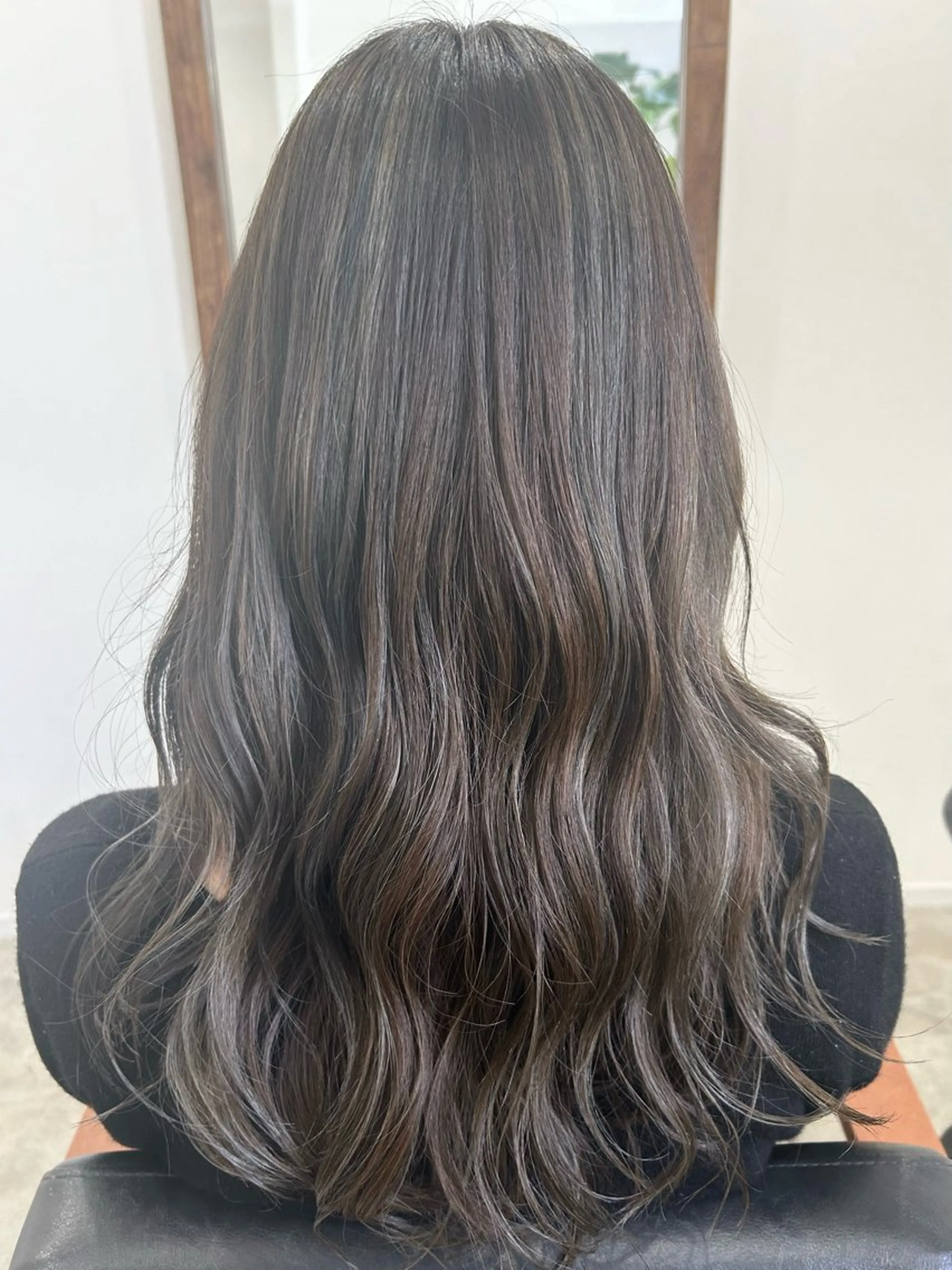 ロング カラー SOL _桐山渚のヘアスタイル