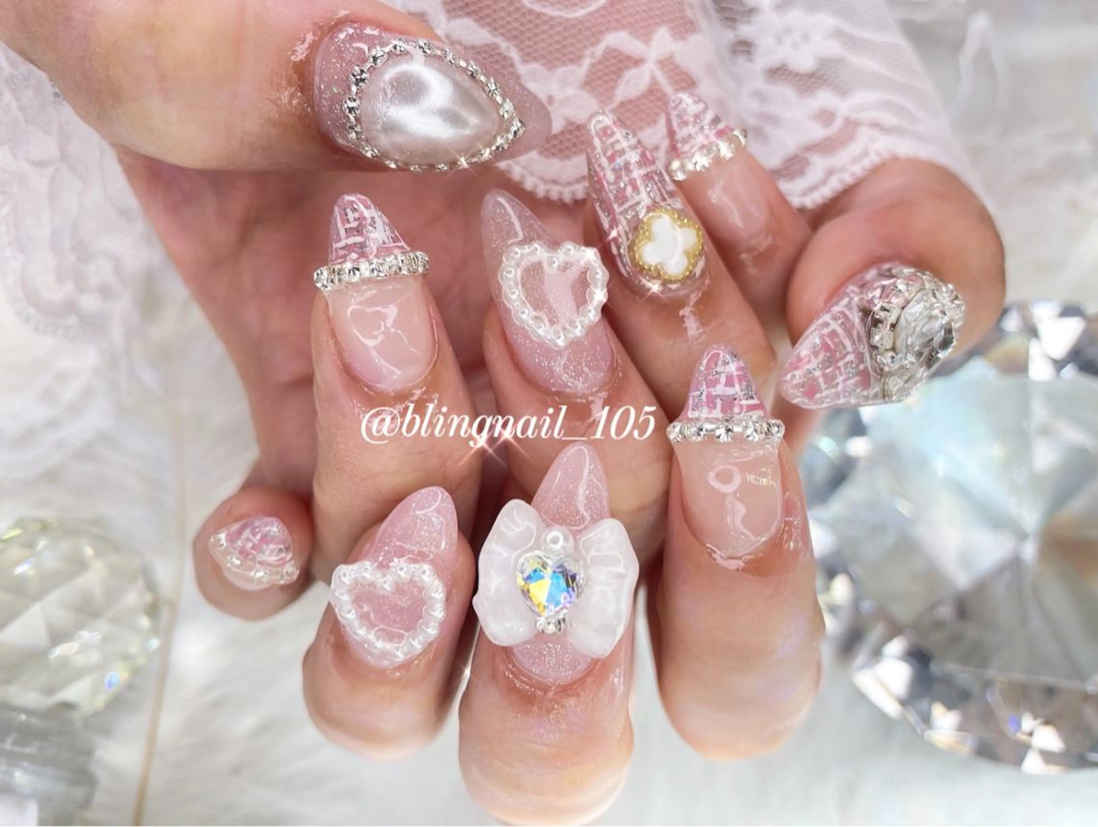 ネイル 23時まで❤︎韓国、 ワンホンネイルのネイルデザイン