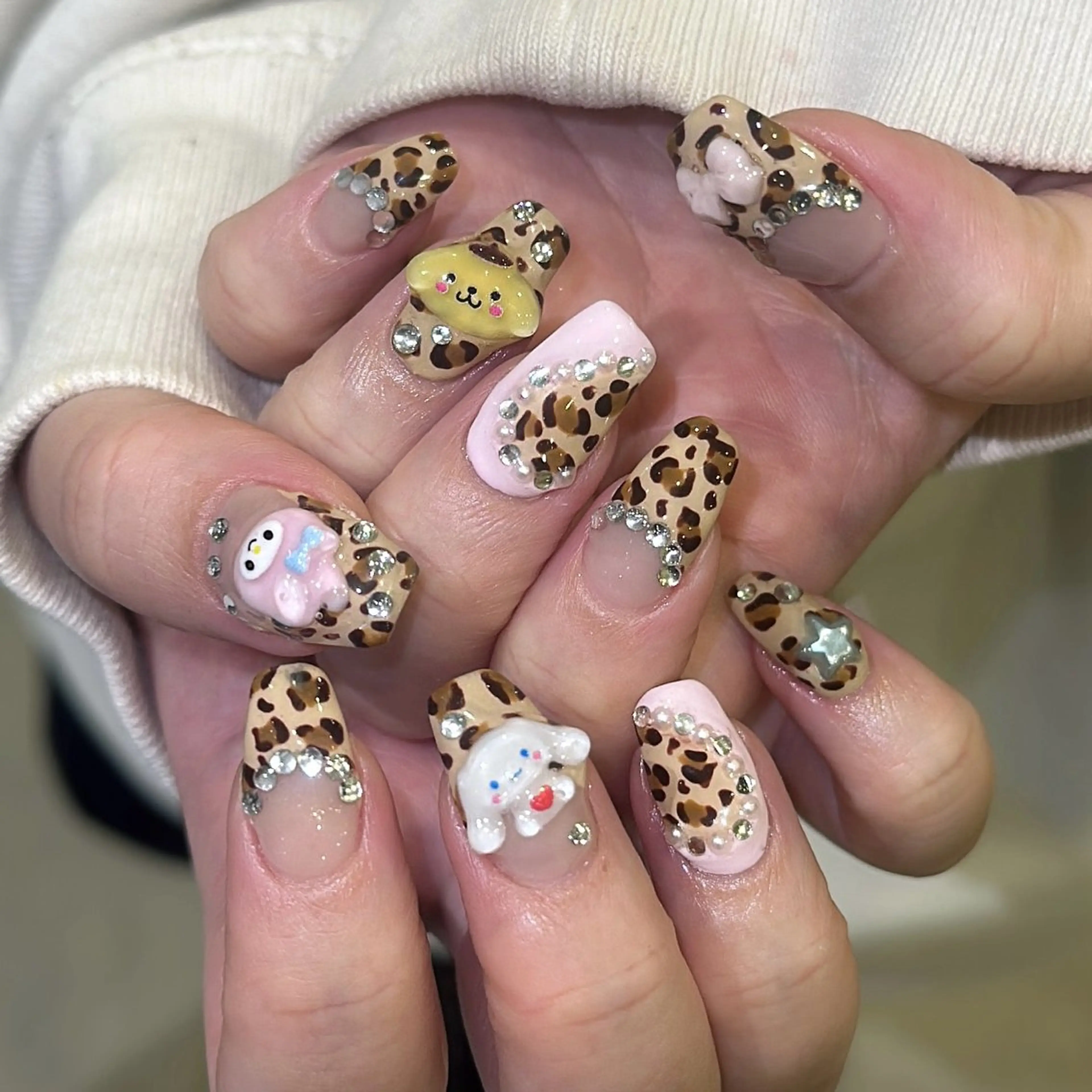 ネイル ハンドネイル 👽個性派ネイル🎀 komachiのヘアスタイル