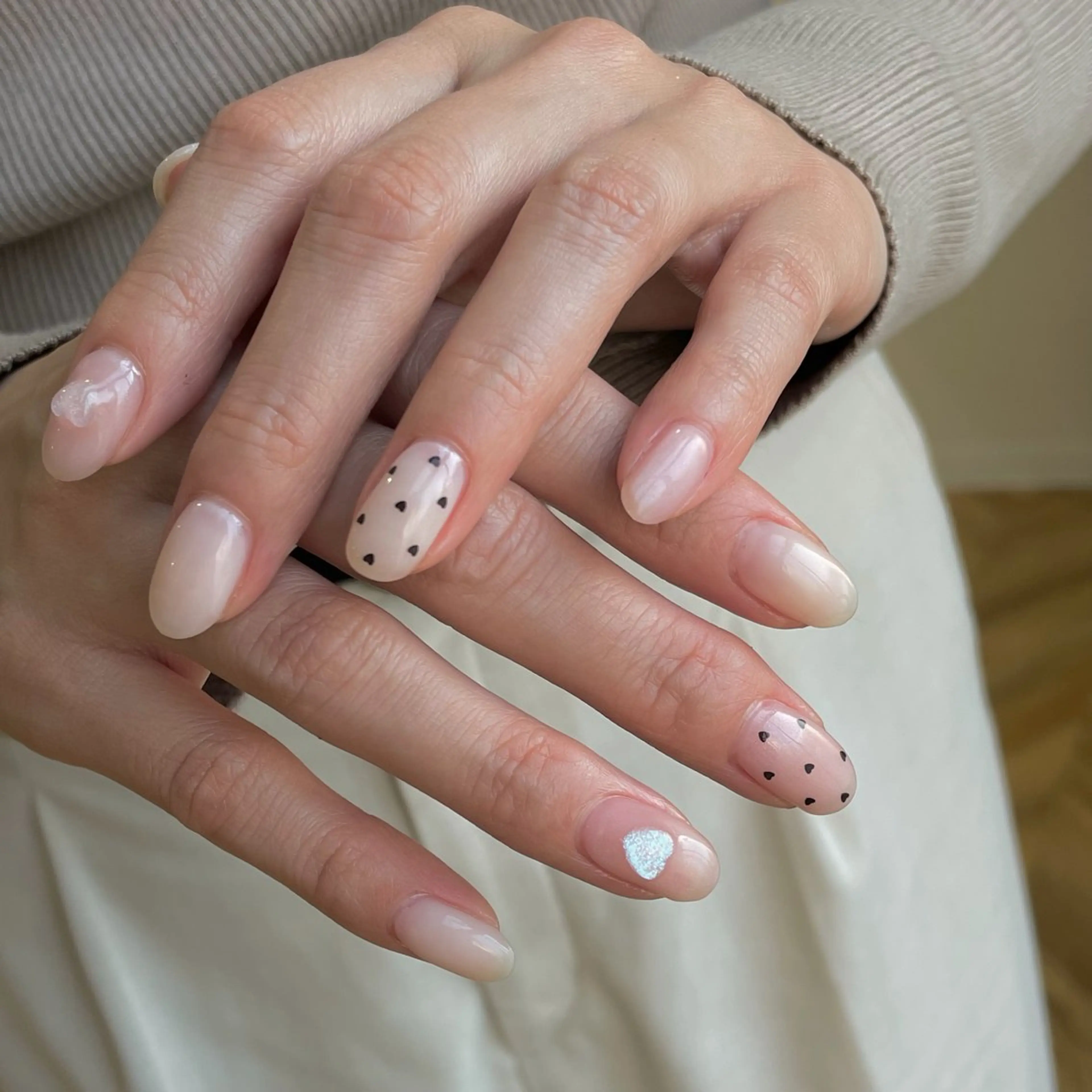 ネイル 韓国ネイル WHITE EYE鳳店所属・WHITE NAIL 鳳店NARUMIのネイルデザイン