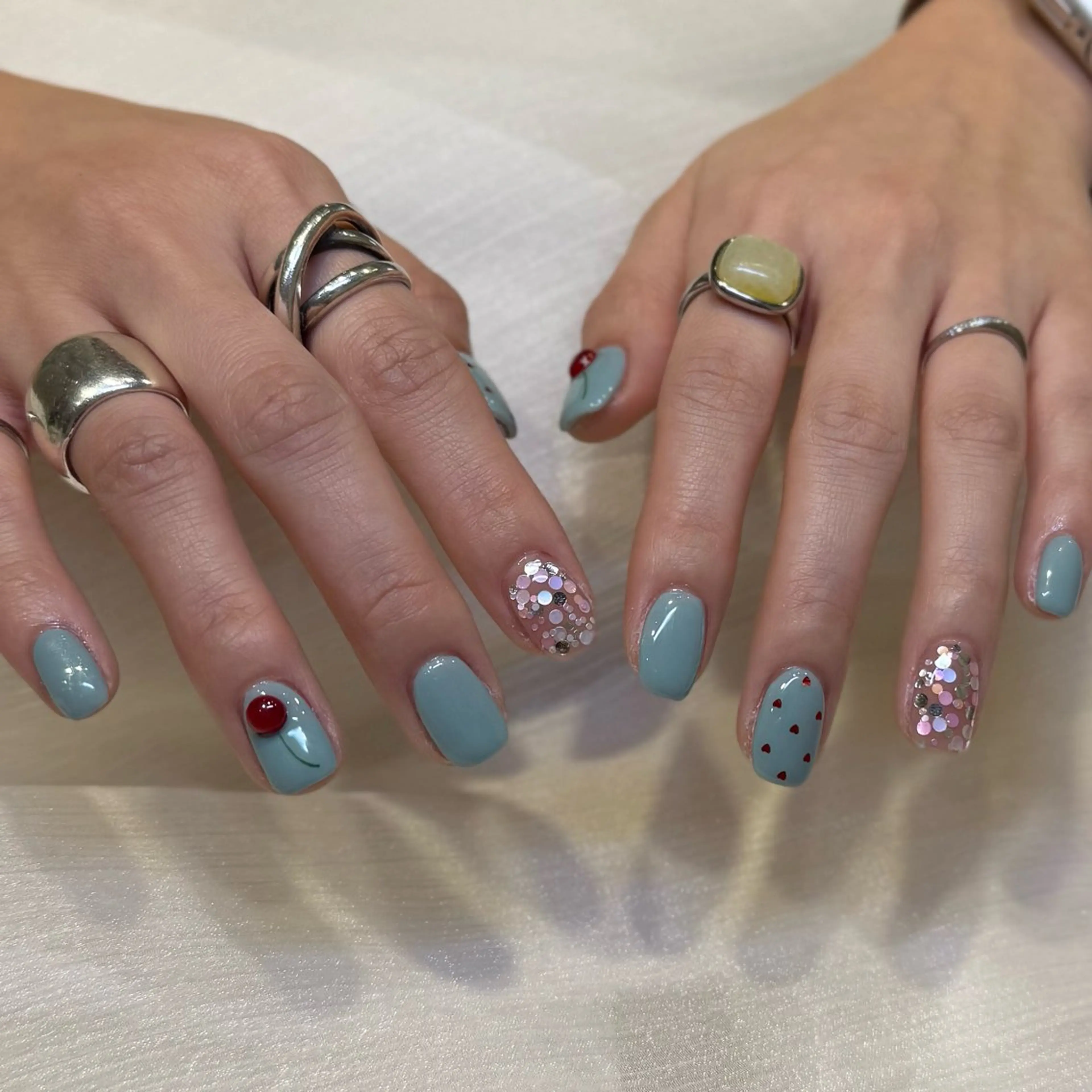 ネイル ハンドネイル 新井 ひなののネイルデザイン