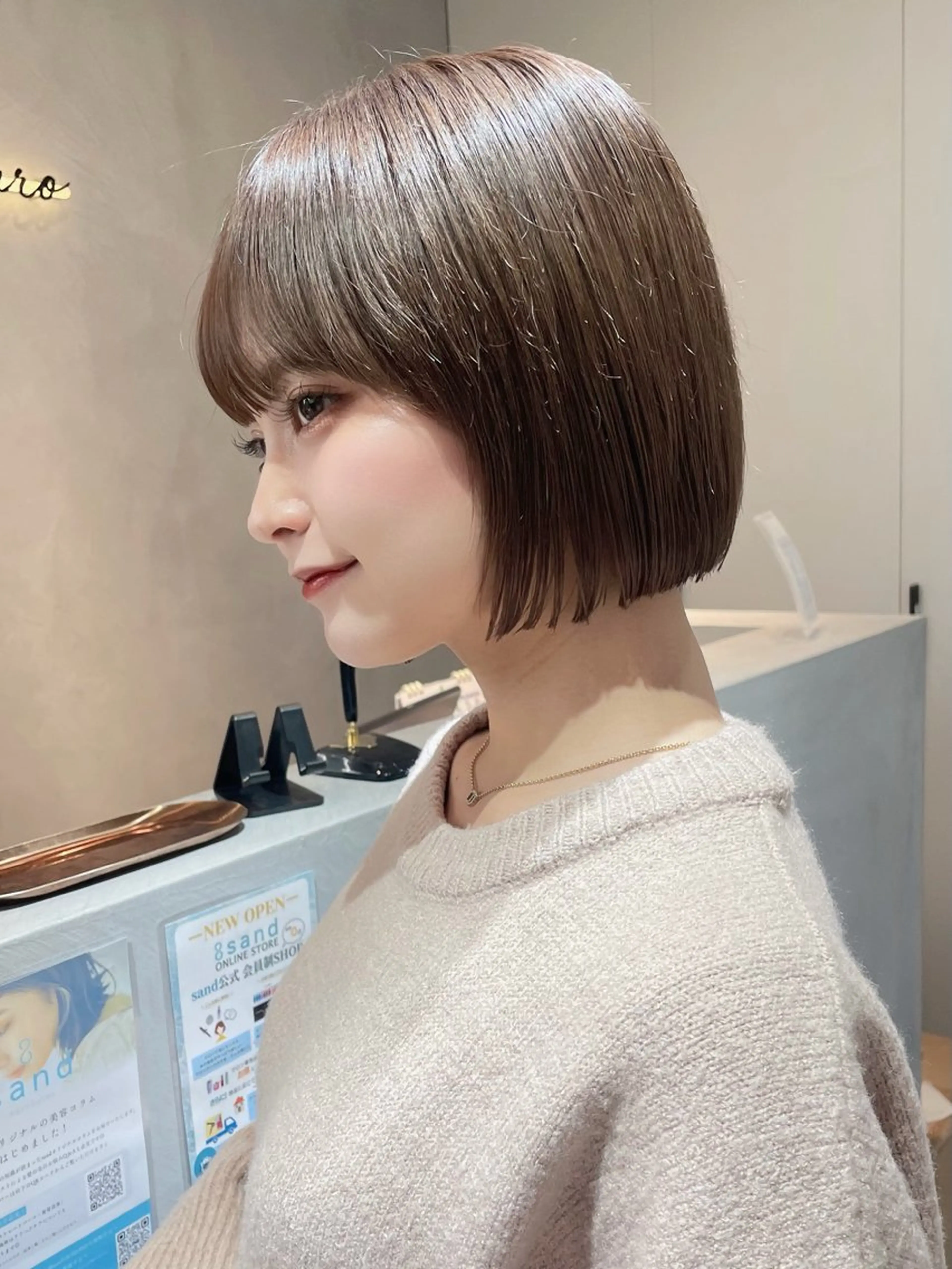 ショート ボブ 小顔カット/地毛風 縮毛矯正🤍茉青のヘアスタイル