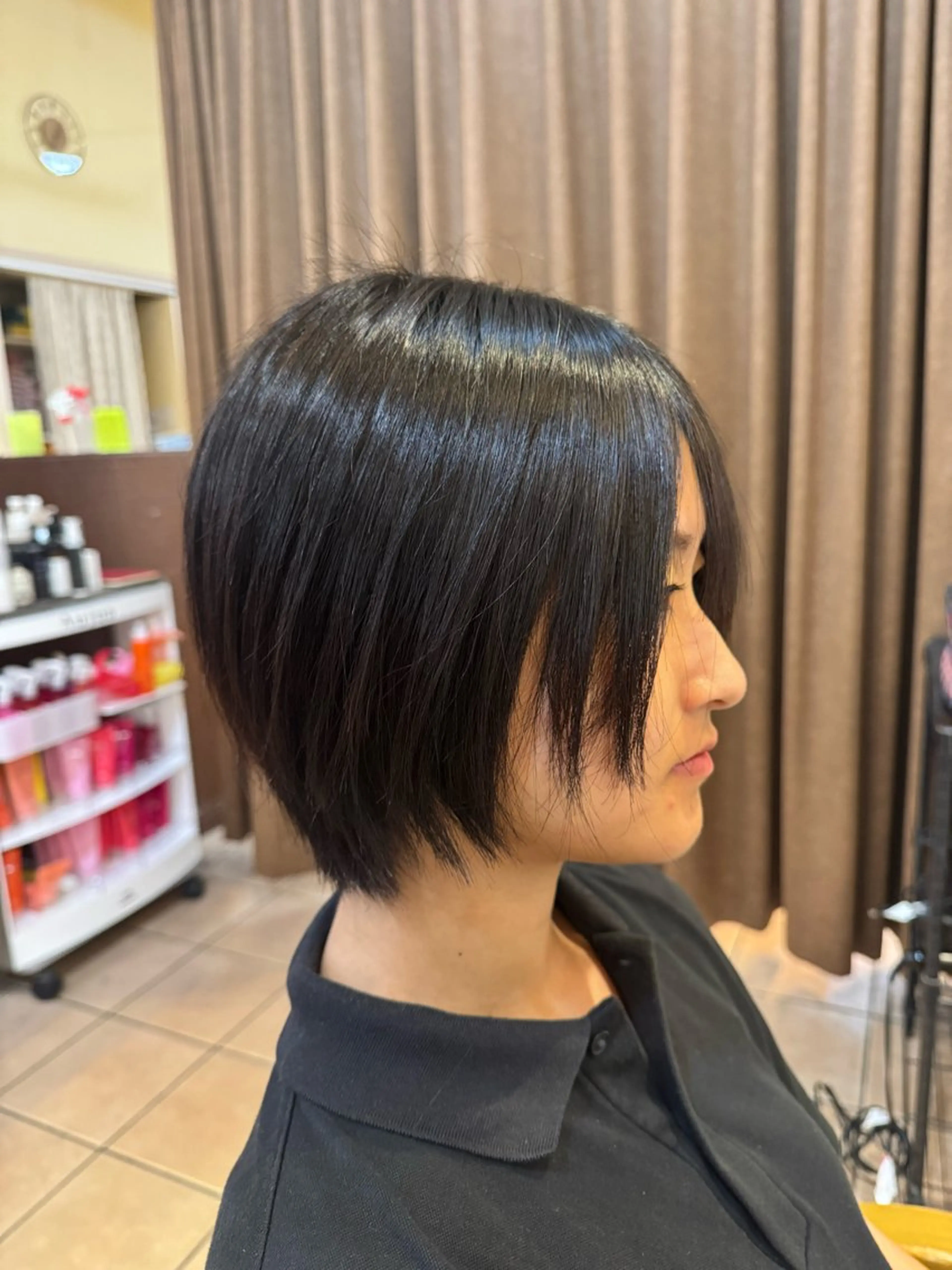 ショート レイヤーカット ショートヘア 三谷 舞🌈⭐️のヘアスタイル