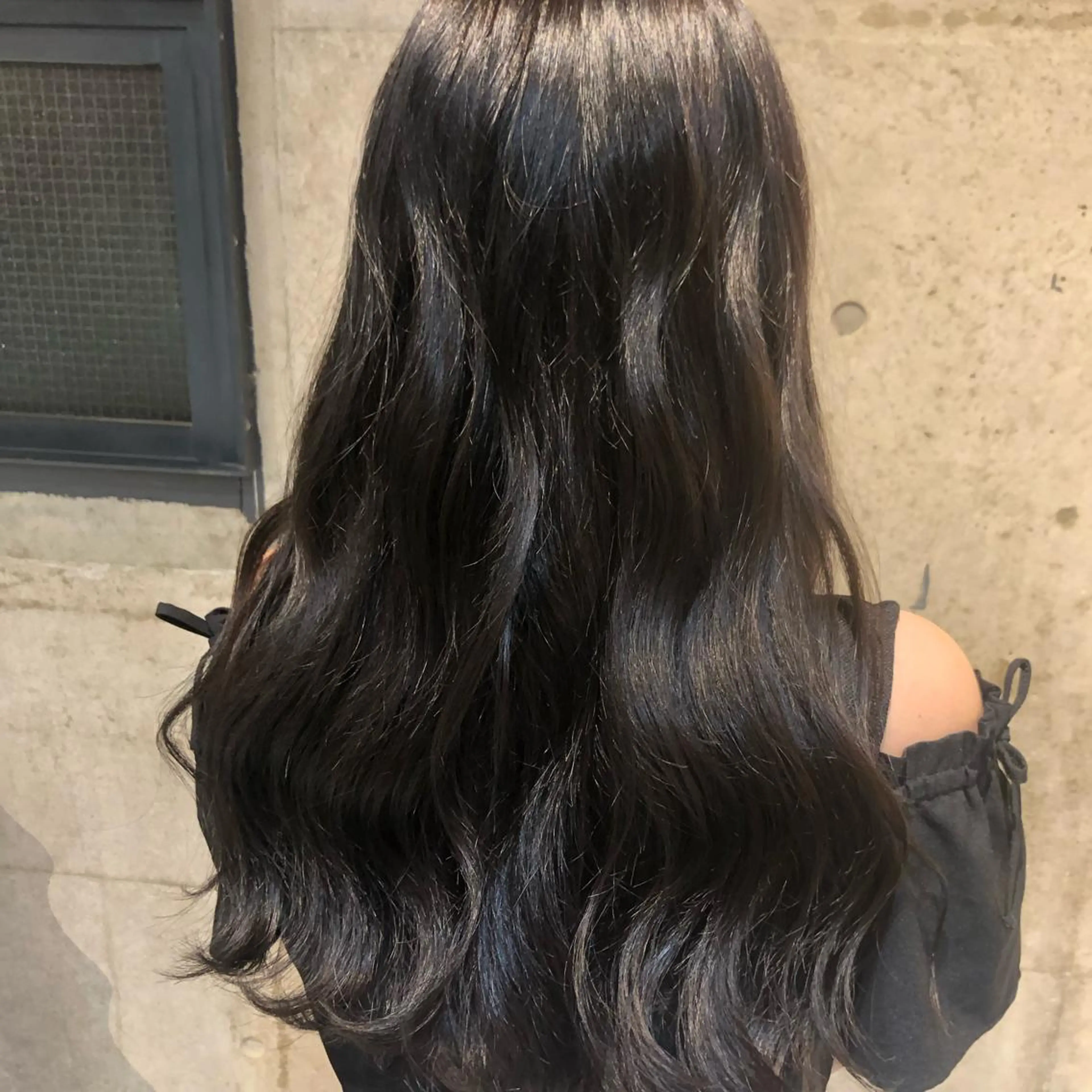 ロング やすだ しおりのその他イメージ