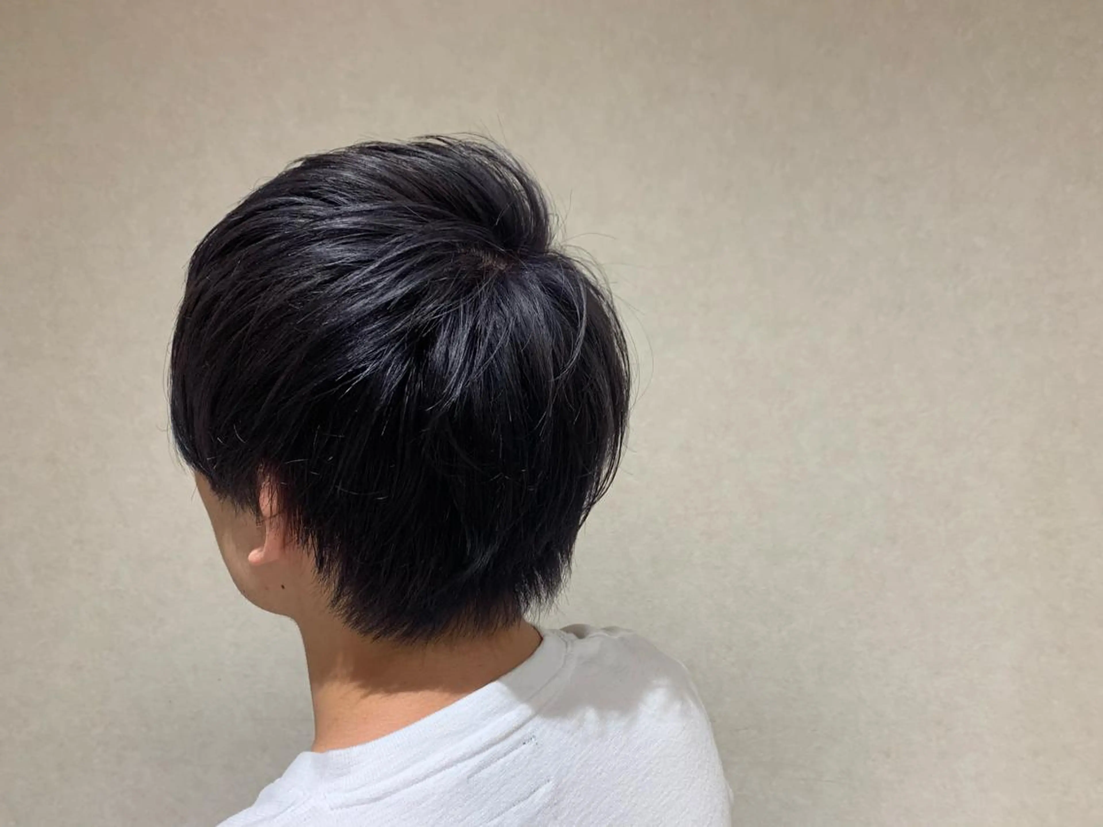 ショート カラー メンズ yamauchi mikuのヘアスタイル