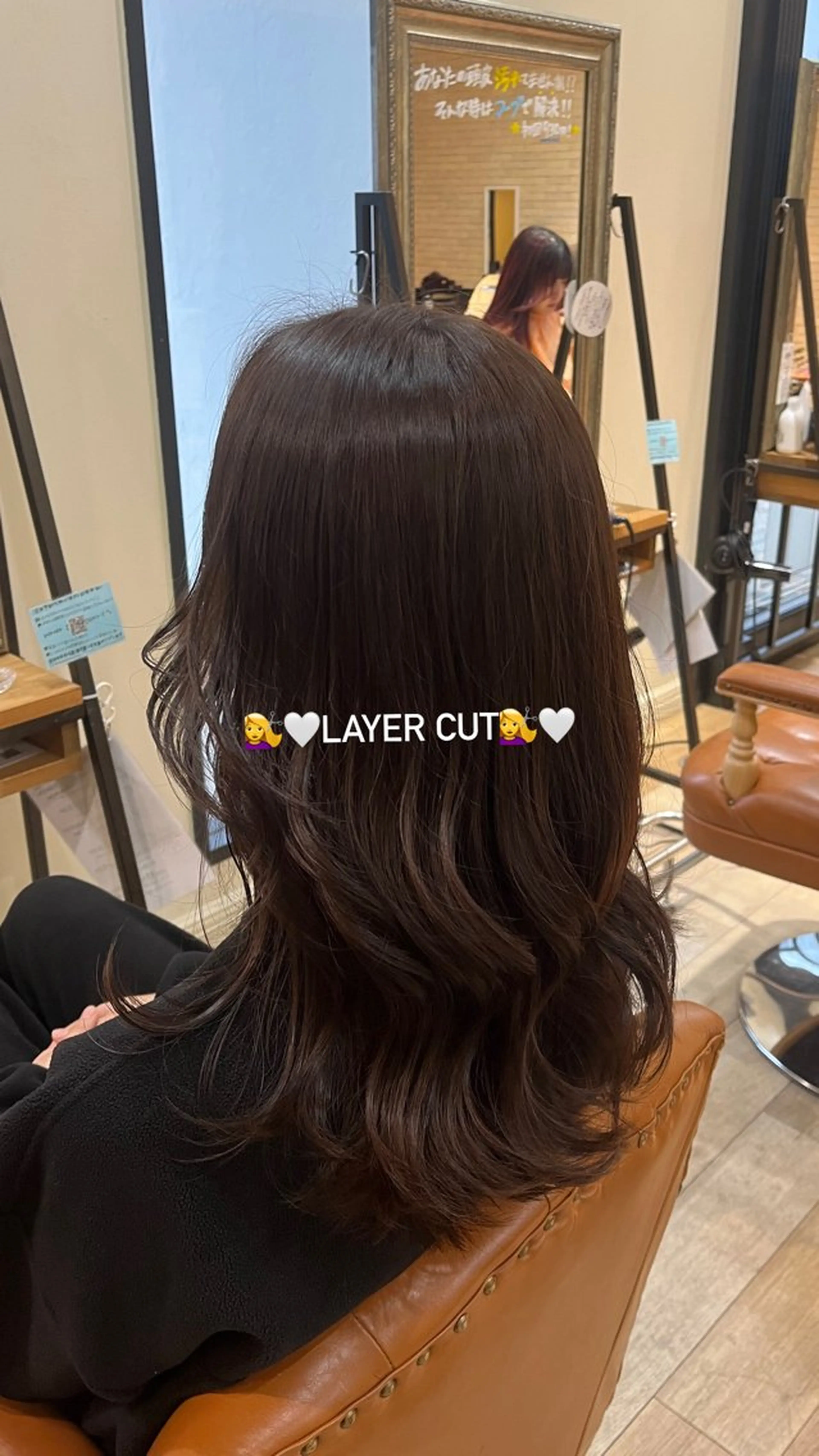 ミディアム カラー KOKORO 中村 朱里のヘアスタイル