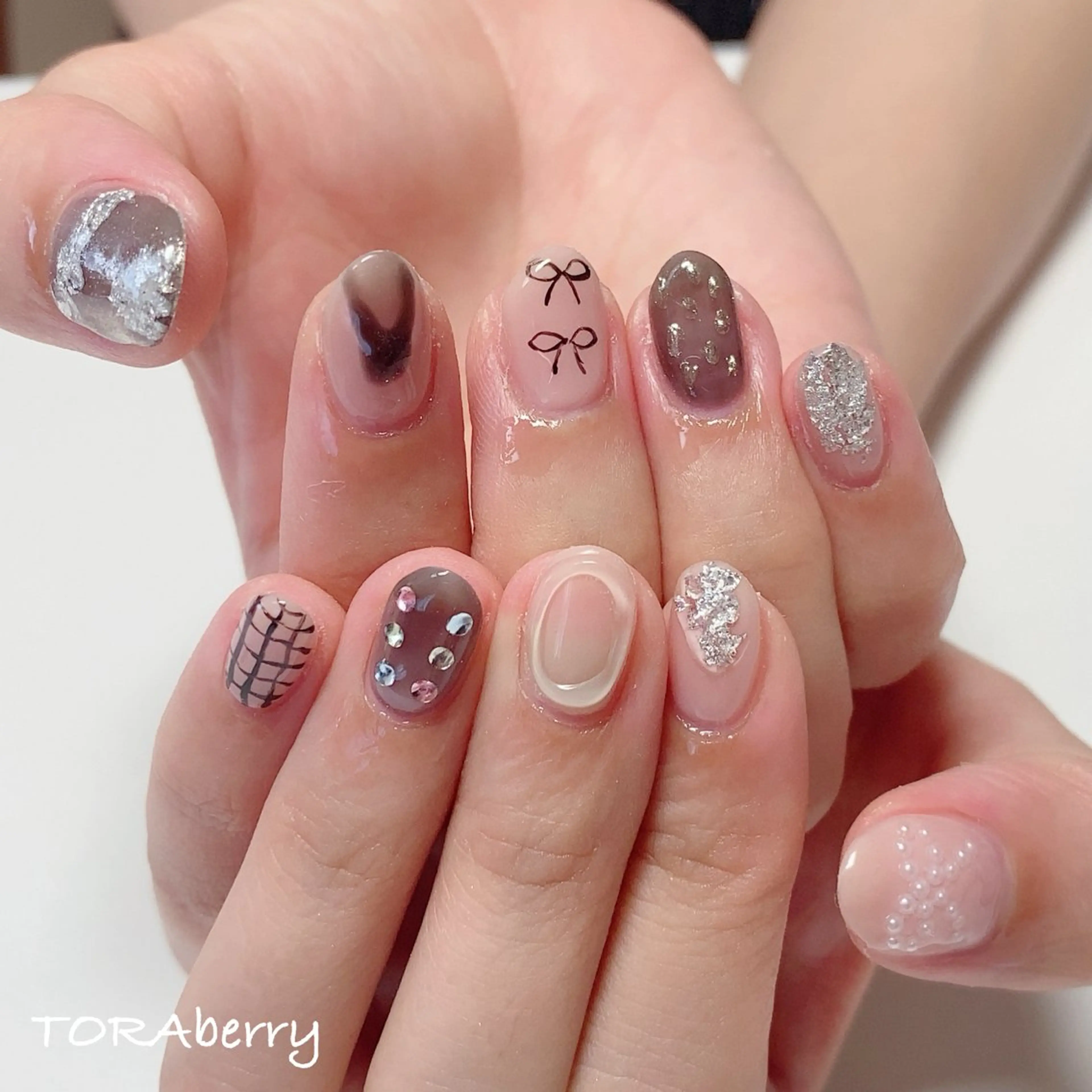 ネイル ハンドネイル ネイリスト なつみのネイルデザイン