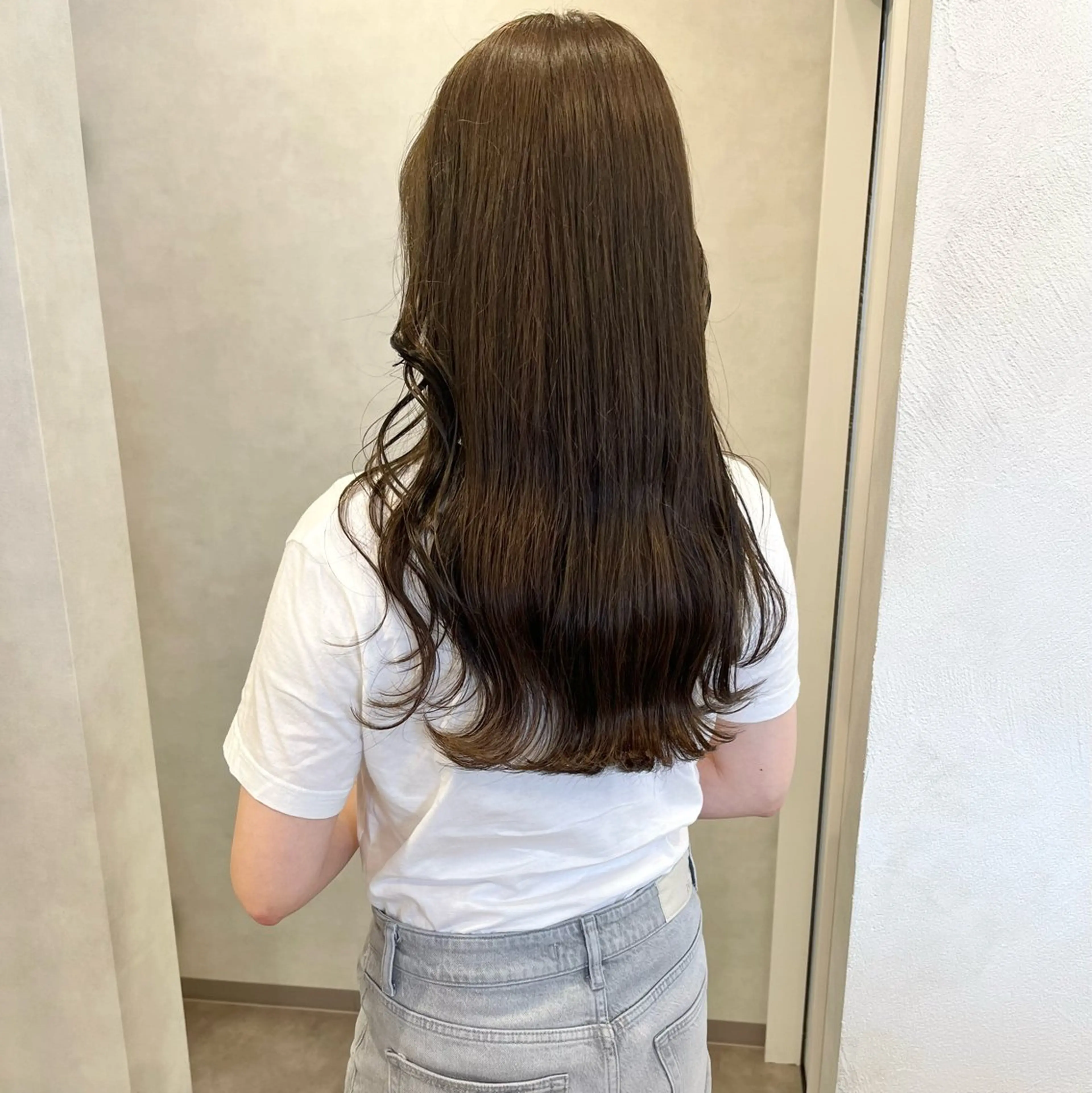 ロング カラー ベージュカラー オリーブベージュ Lita./ 大賀ひかり🧁🫧のヘアスタイル