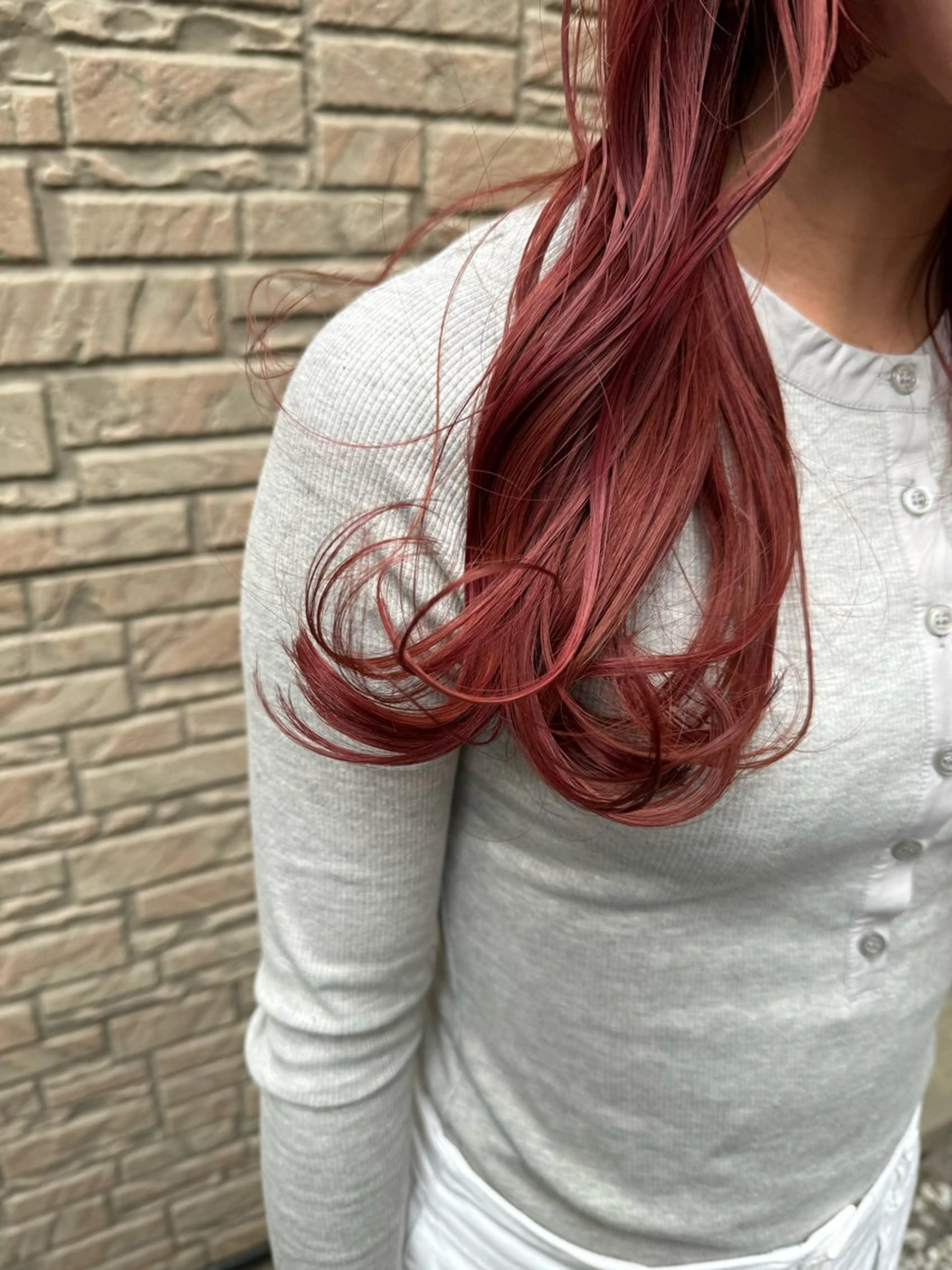 ロング カラー ブリーチ ワタナベ テルマサのヘアスタイル