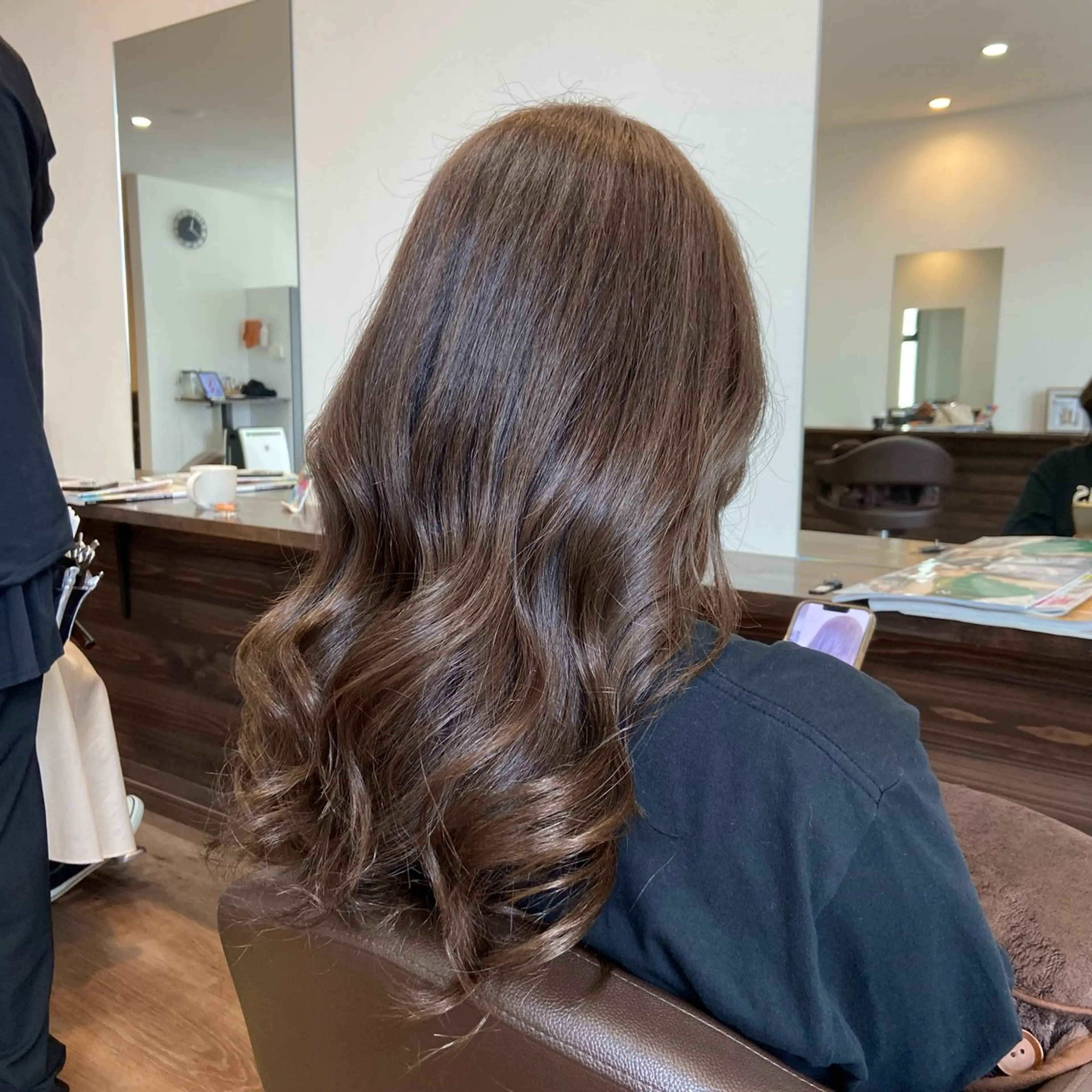 ロング 岩﨑 智穂のヘアスタイル