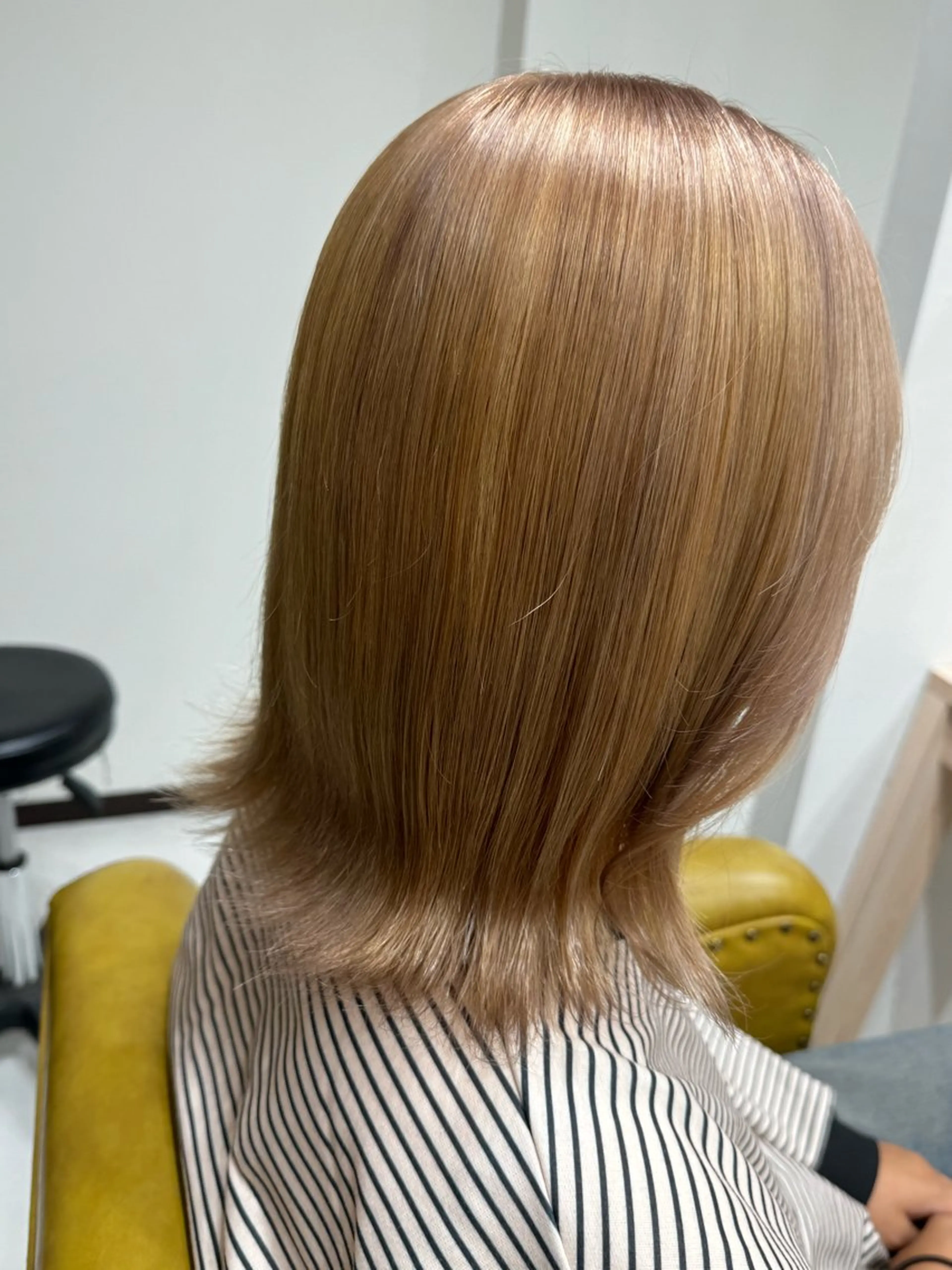 ミディアム カラー 大内 カオリのヘアスタイル