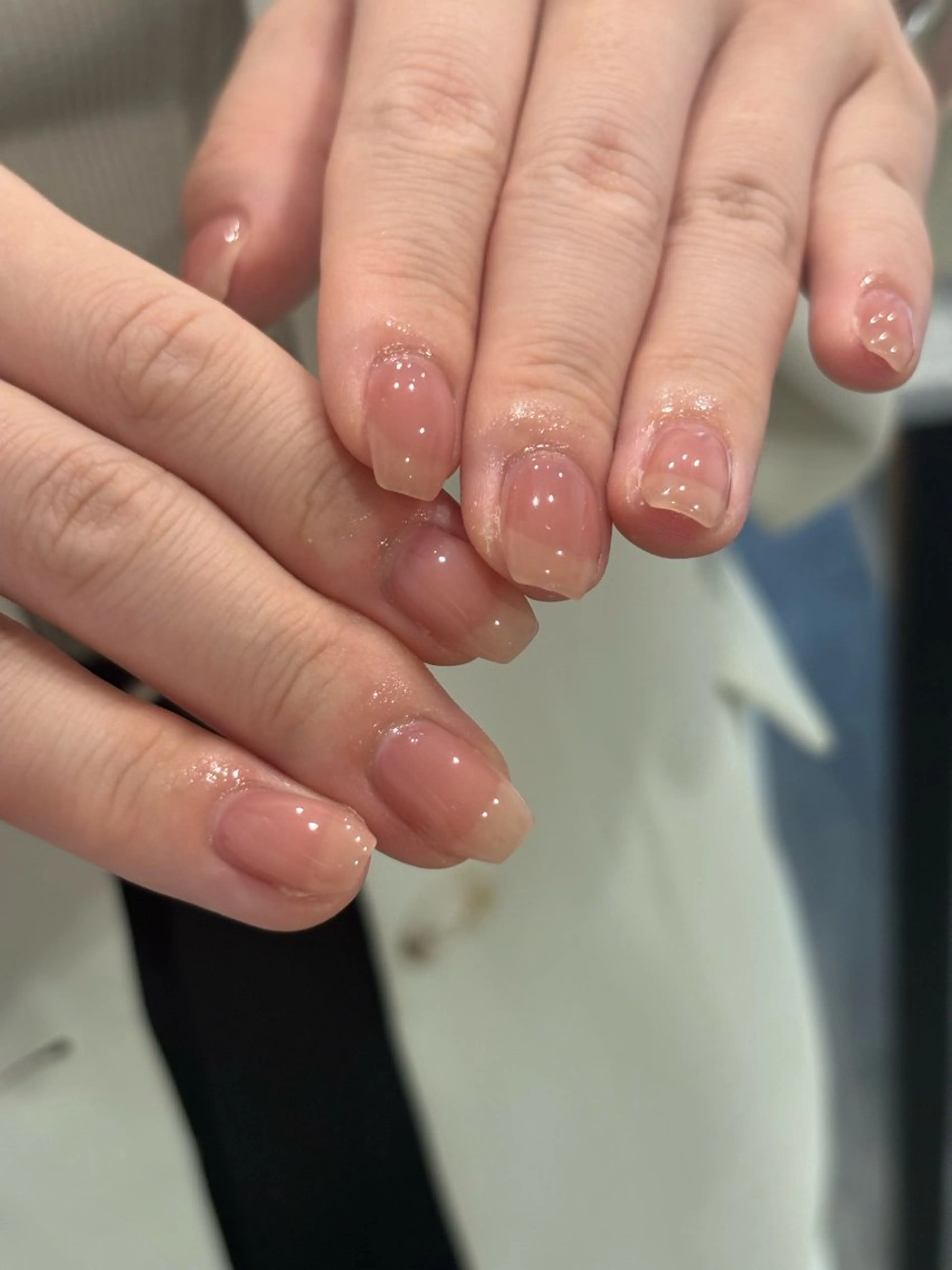 ネイル ジェルネイル オフィスネイル ワンカラーネイル パラジェル to:que(トーク)所属・本町🤍ちゅるん 自爪育成✨🤍のネイルデザイン