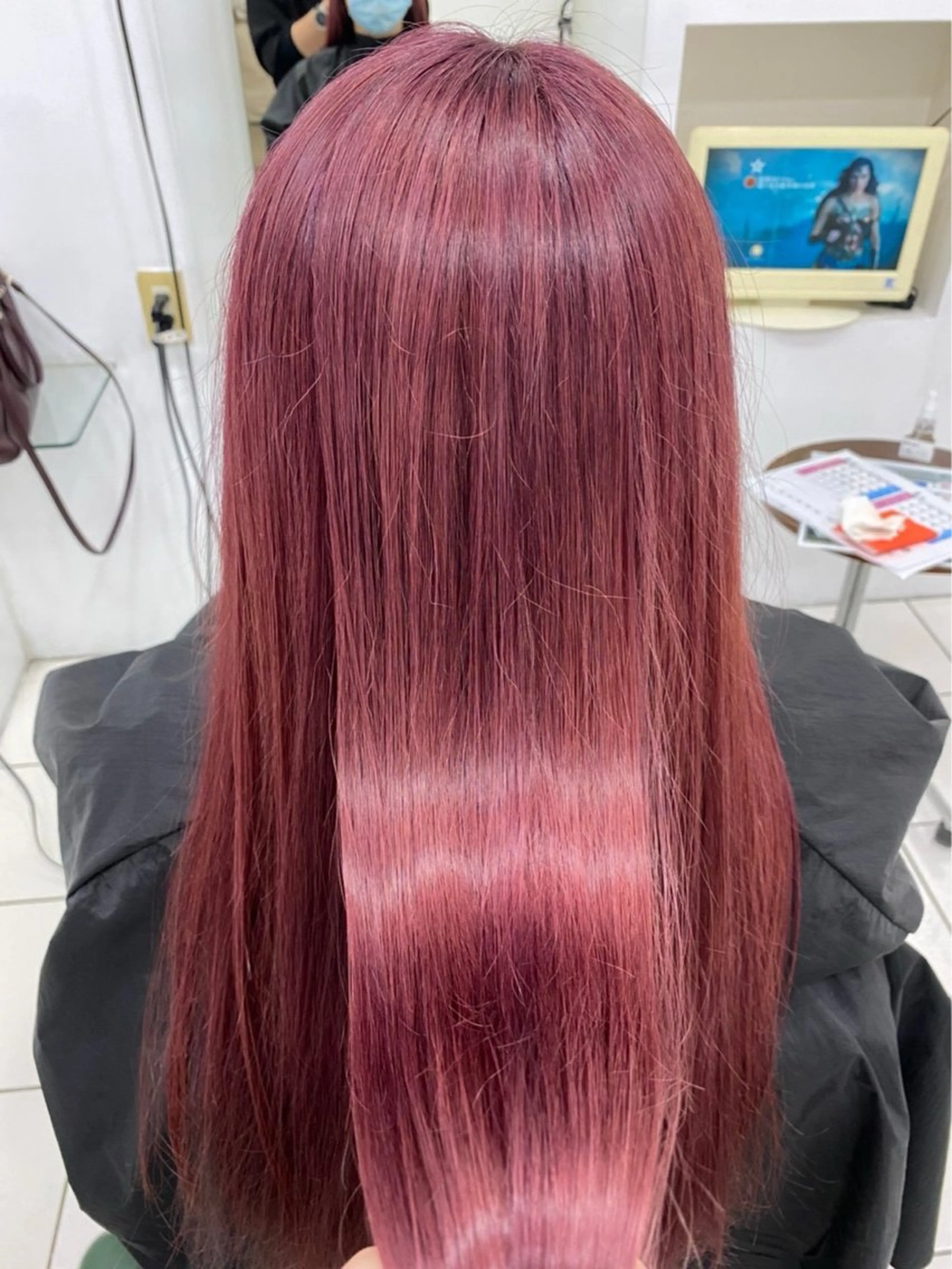 ロング カラー 西山 夢月のヘアスタイル