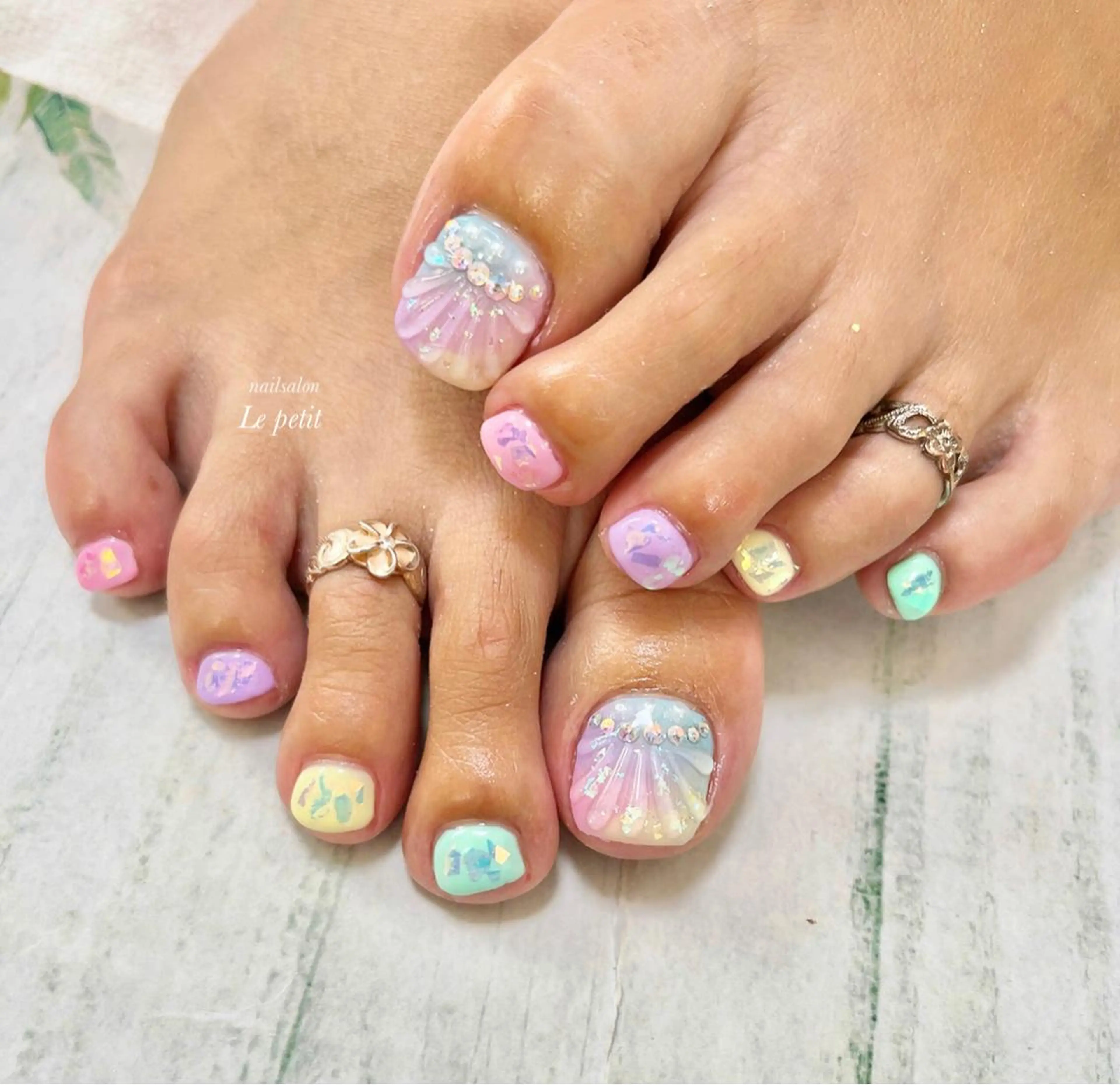 ネイル 石野 広佳のネイルデザイン