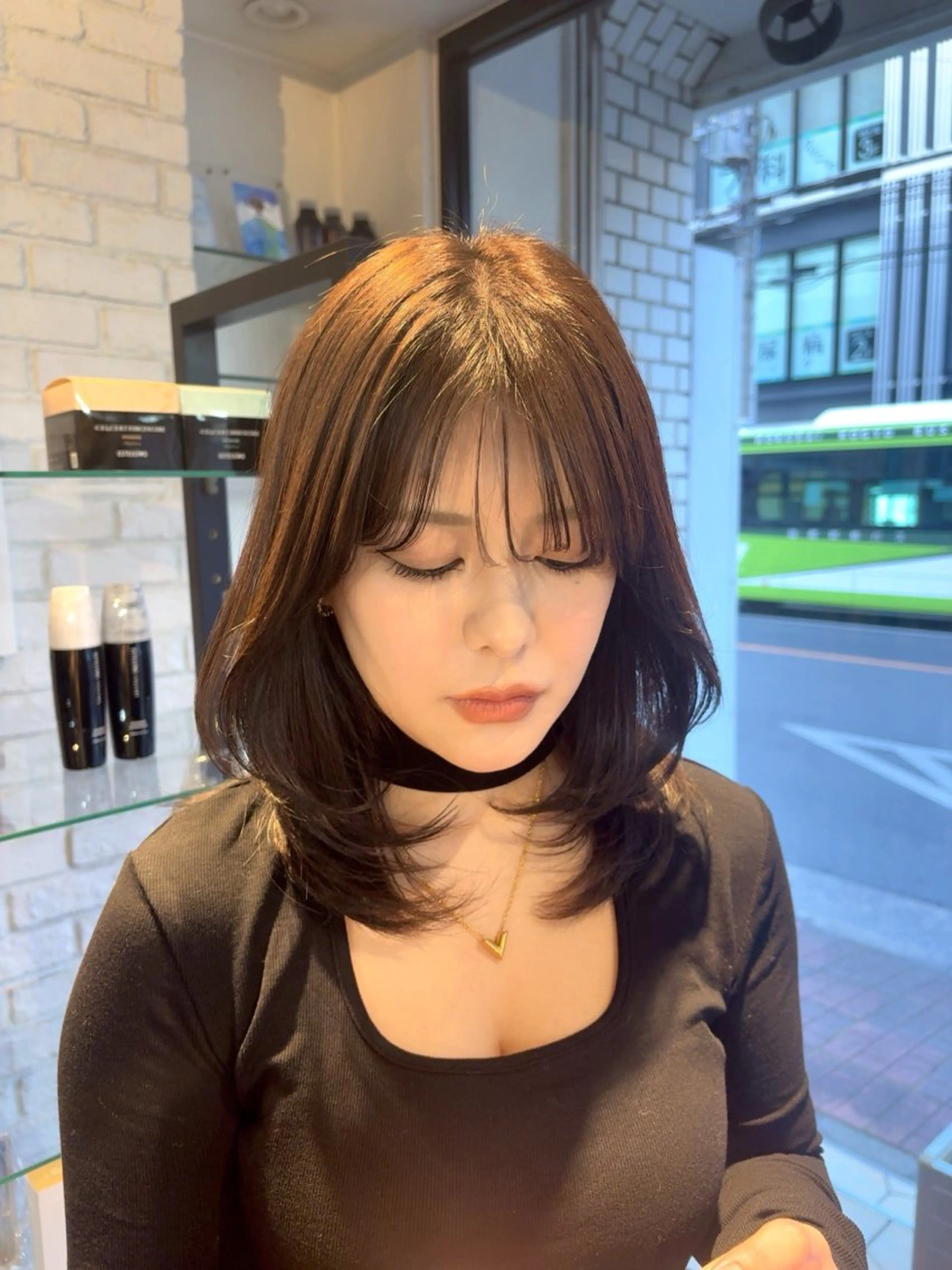 ミディアム ミディアムレイヤー レイヤーカット カット ヘアカラー トリートメント 熊田 秀佳のヘアスタイル