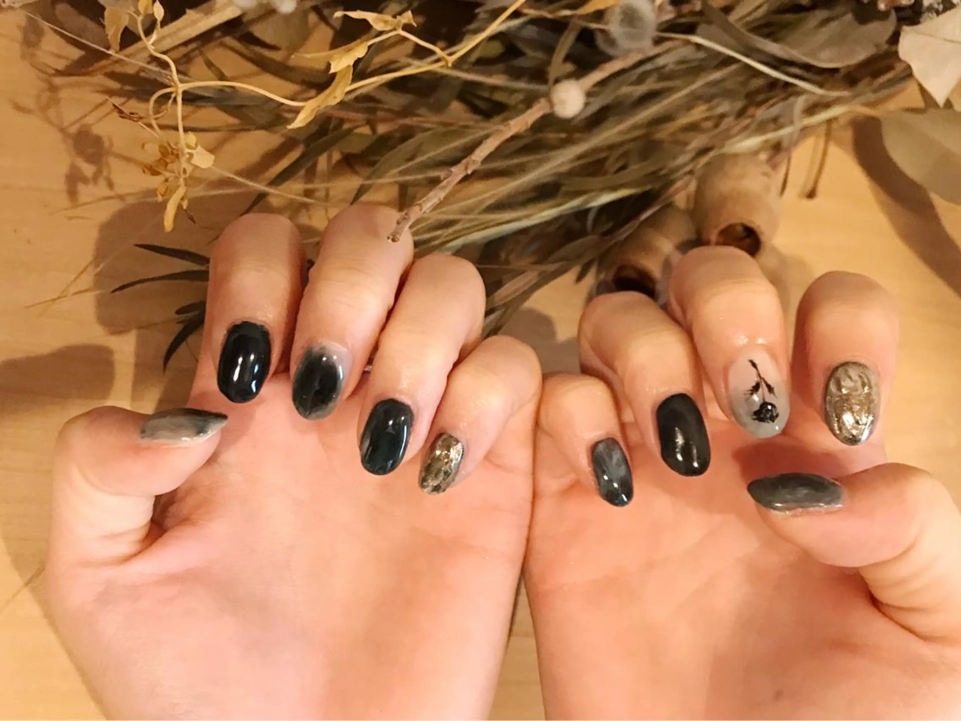 ネイル ハンドネイル フットネイル rebon＊ natsukiのネイルデザイン