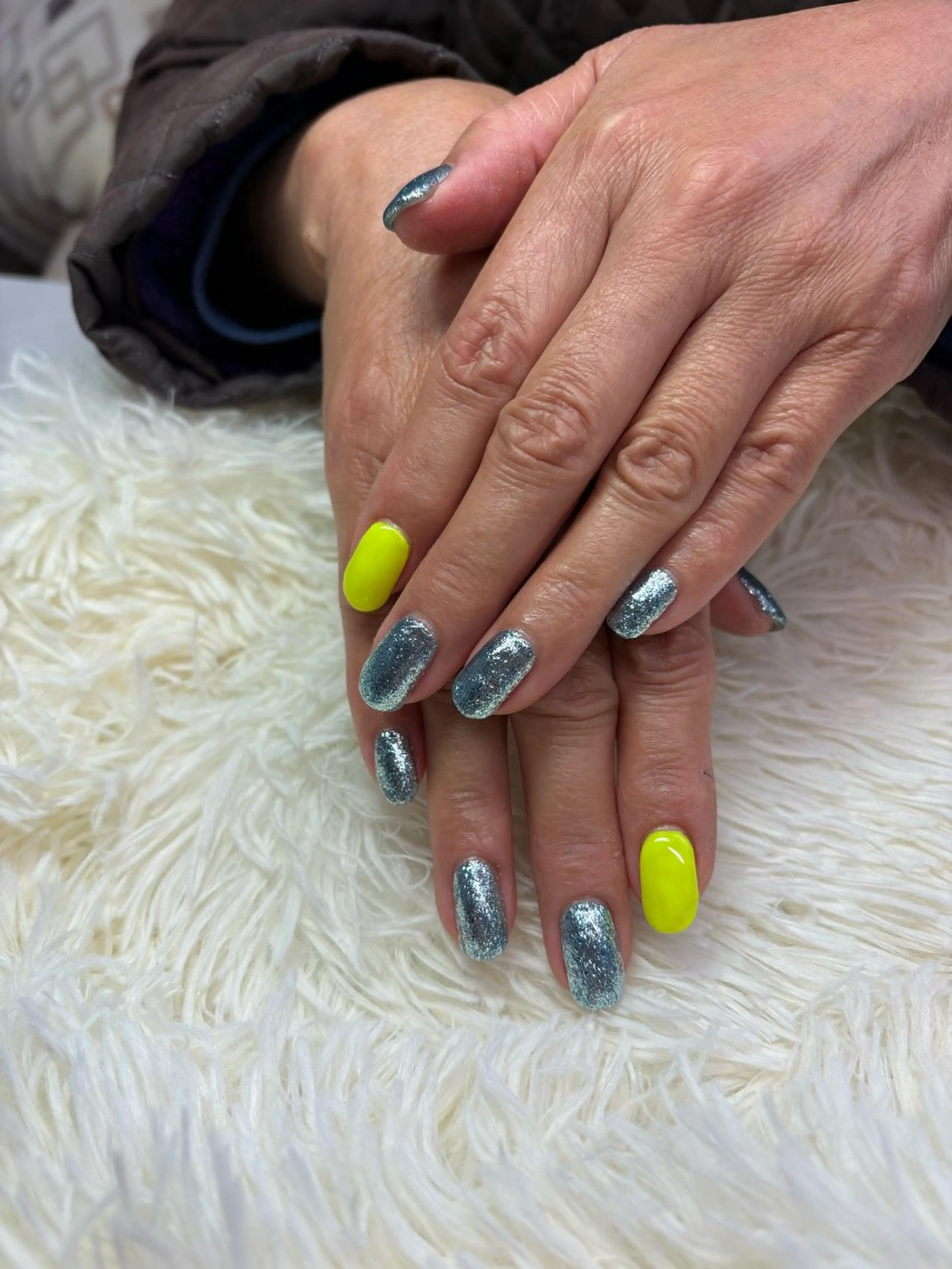 ネイル ビューティサロンCoco〜所属・ビューティサロン Coco寺田のネイルデザイン