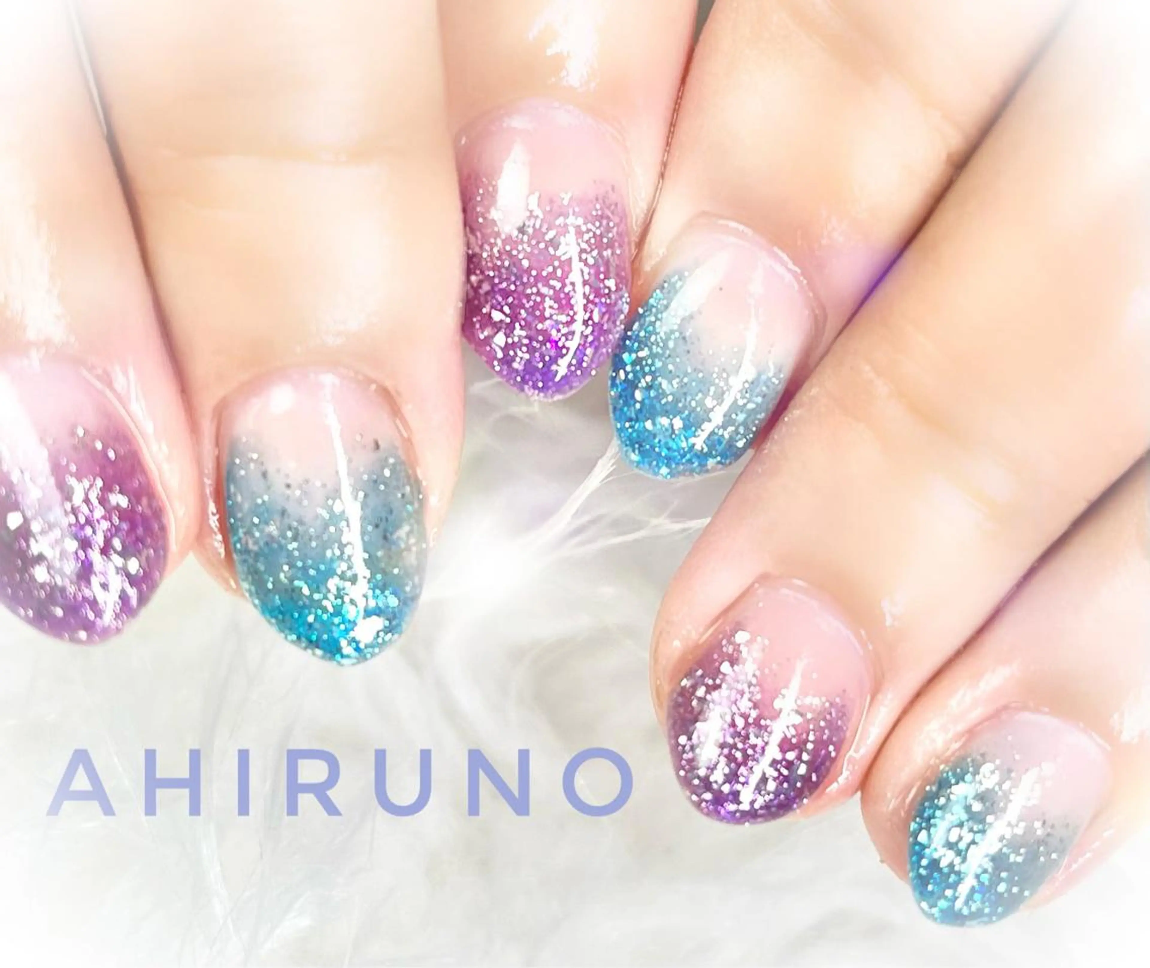 ネイル グラデーション ラメ(グリッター) ラメグラデーション ショートネイル ハンドネイル ａｈｉｒｕｎｏ ✿ ｙｕiのネイルデザイン