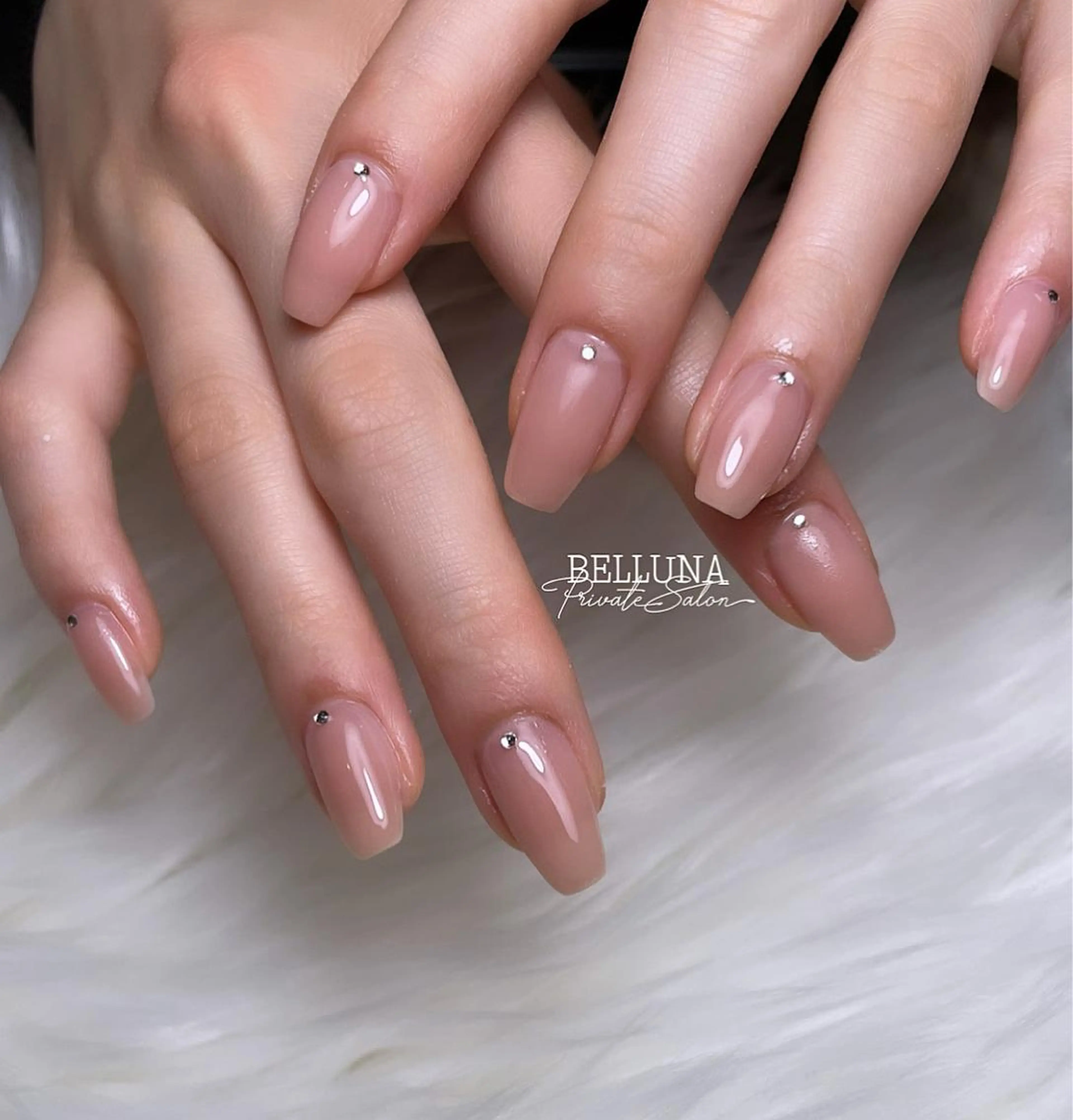ミディアム ネイル nail salon BELLUNA所属・BELLUNA Mizuki❤︎のネイルデザイン