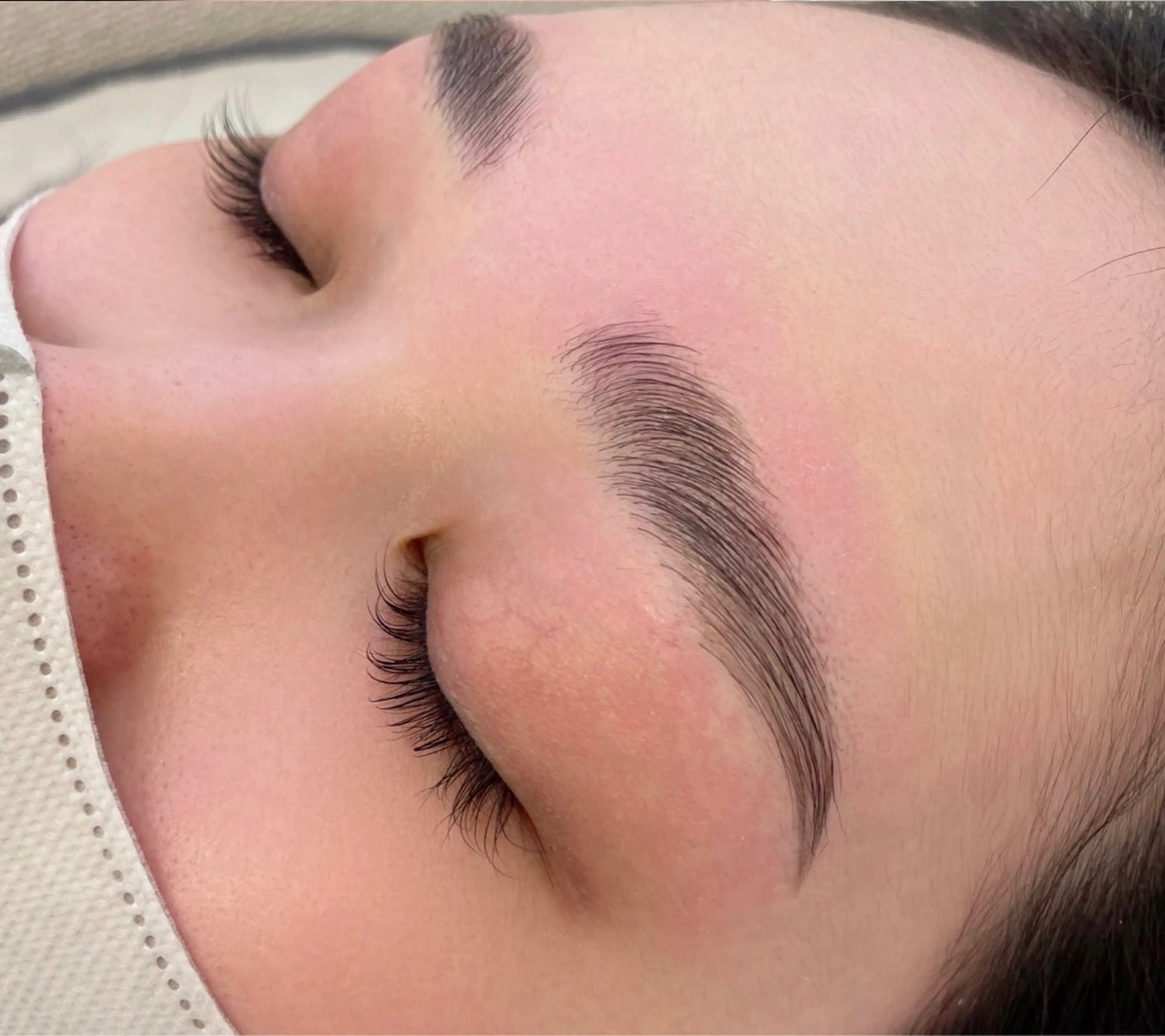 アイブロウ ハリウッドブロウリフト 藤木 萌永のマツエク・マツパデザイン