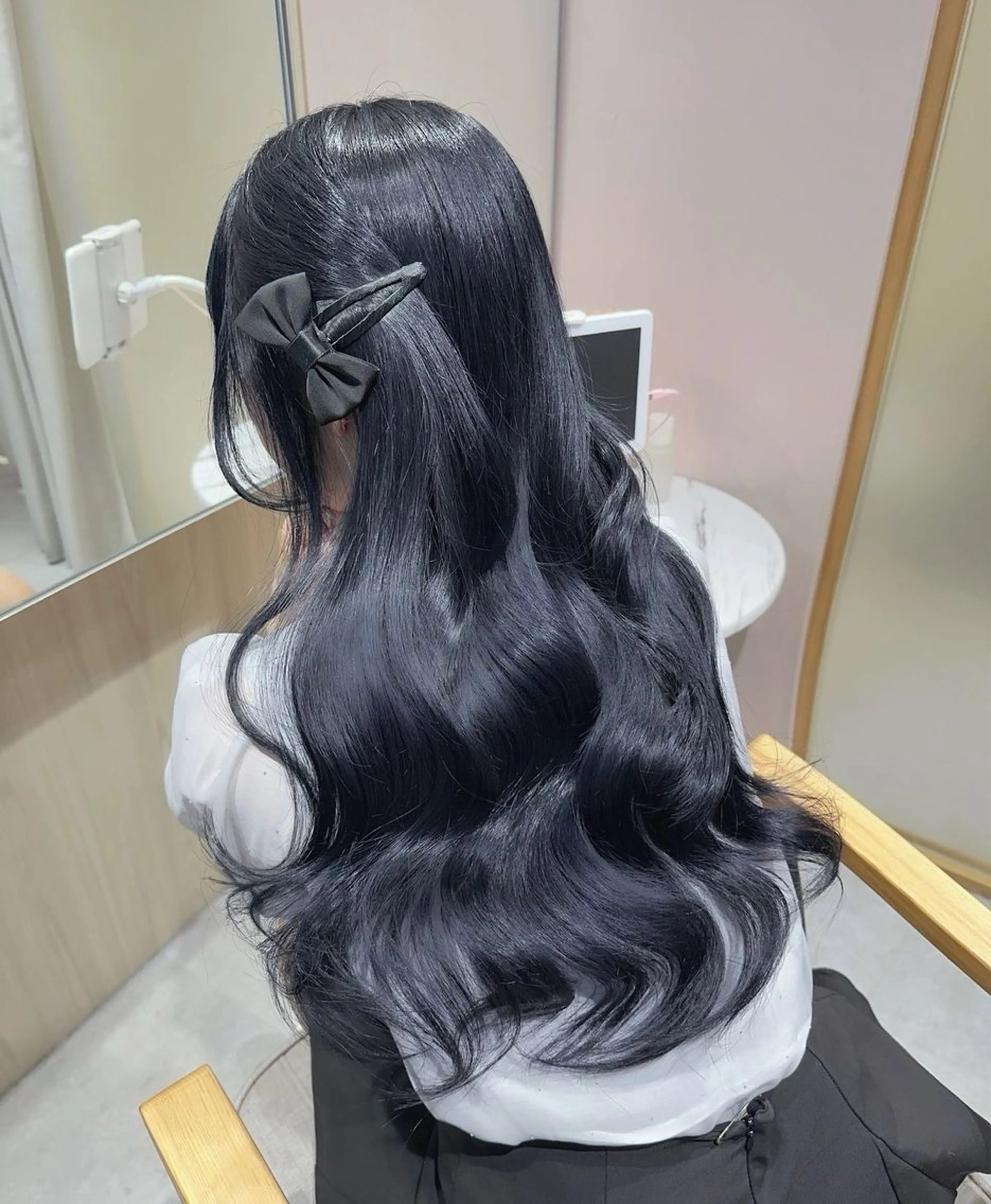 カラー 米元 ひなののヘアスタイル
