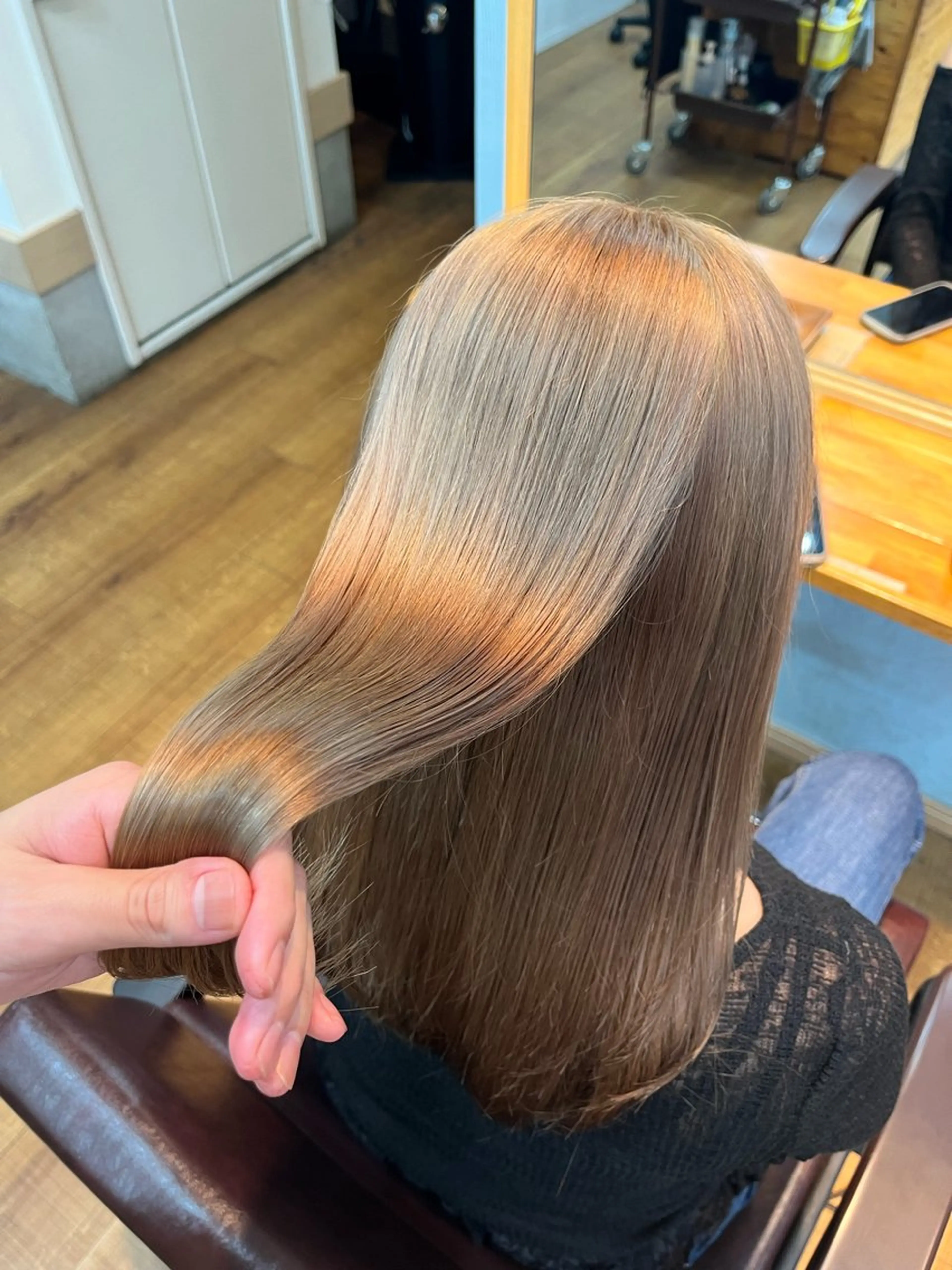 ミディアム カラー ダブルカラー インナーカラー 髪質改善 ヘアカラー トリートメント 🫧艶髪デザイナー 🫧白石航汰のヘアスタイル