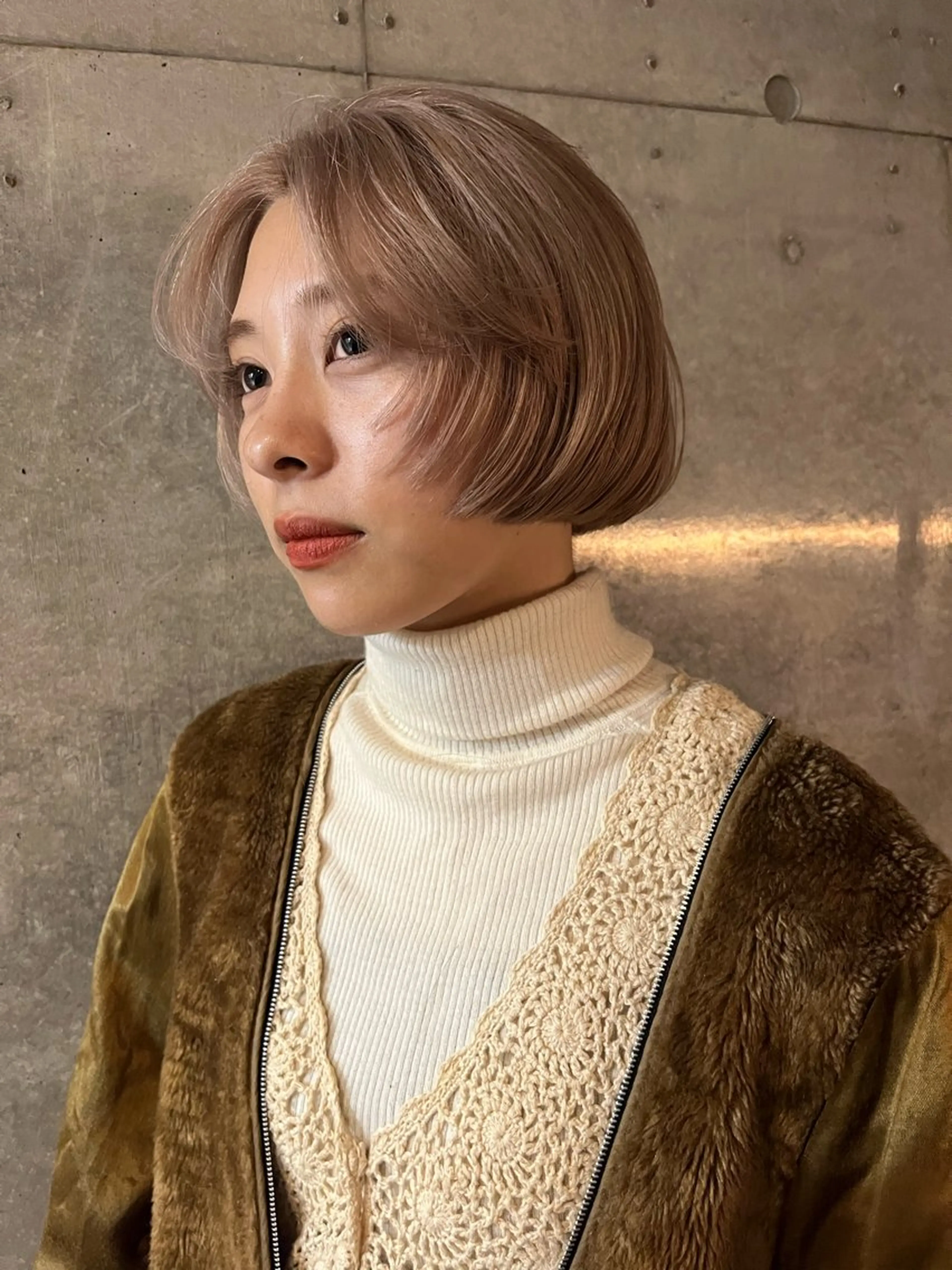 ショート カラー ボブレイヤー ブリーチ ボブ レイヤーカット 金井京介/レイヤー /ボブパーマのヘアスタイル