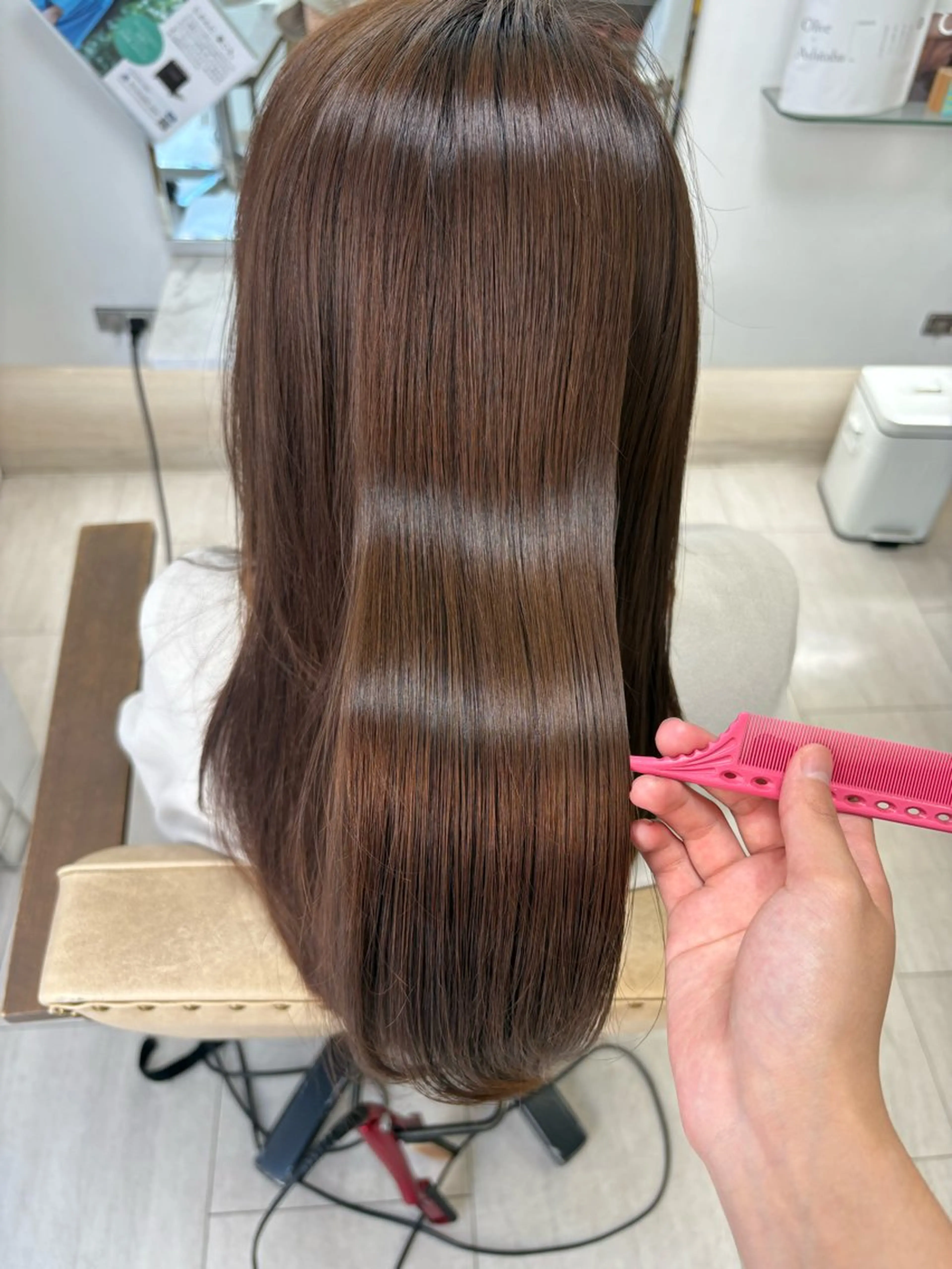 トリートメント 栗田 優月のヘアスタイル